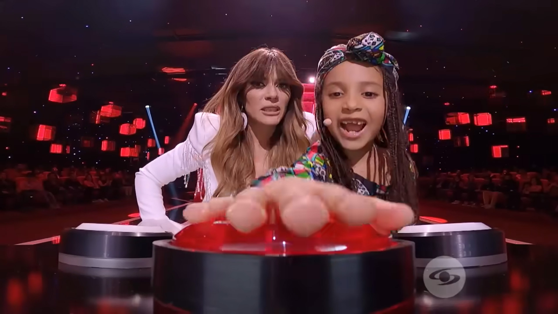 Mia, the tender girl who did not pass the blind auditions of 'La Voz Kids', but wanted to choose a coach 3 Video capture Caracol Television