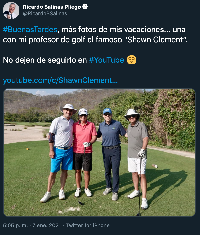 El presidente de Grupo Salinas compartió un campo de golf con un famoso profesor de este deporte (Foto: Twitter@RicardoBSalinas)