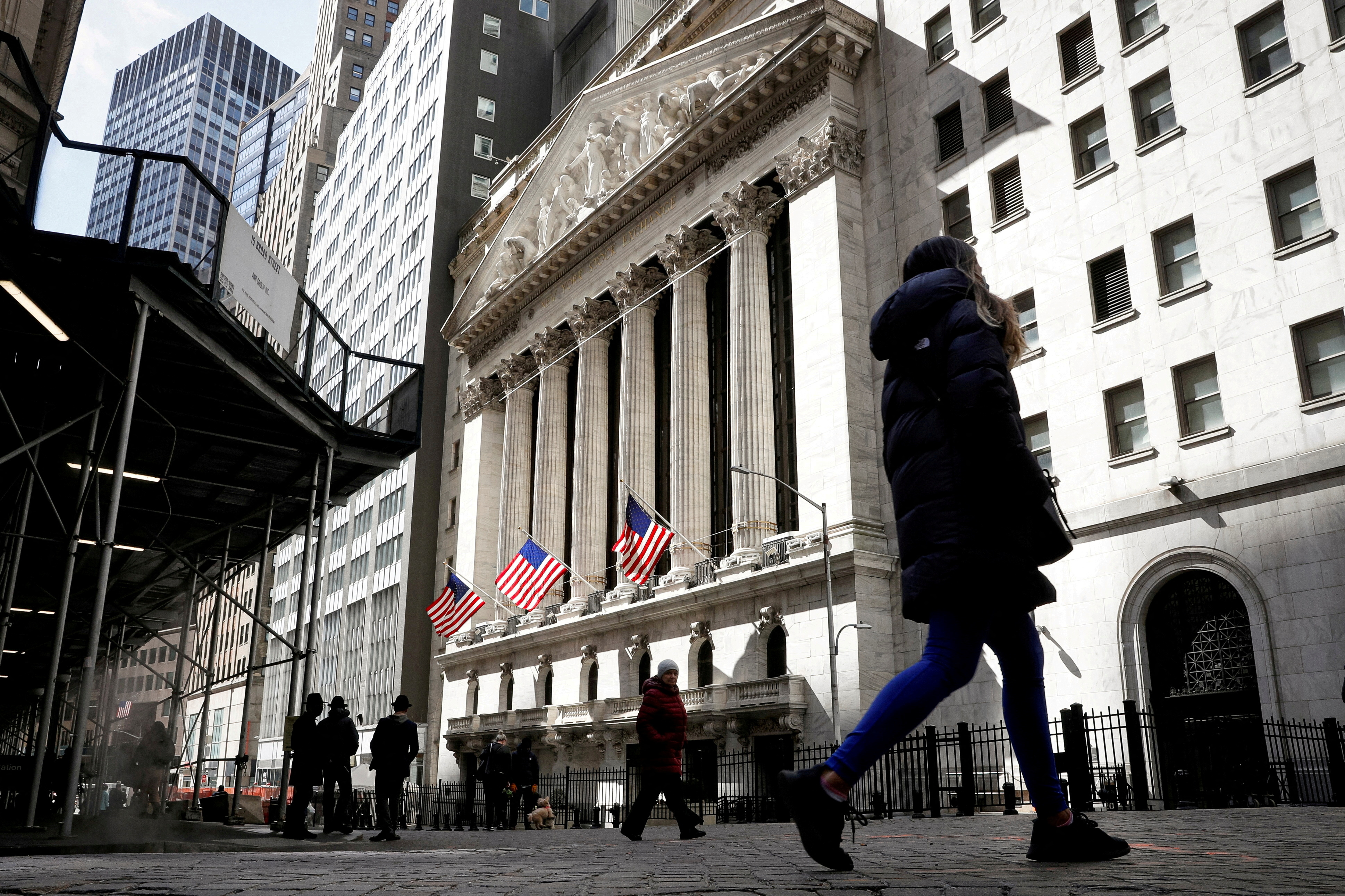 La fachada de la Bolsa de Valores de Nueva York (Reuters)