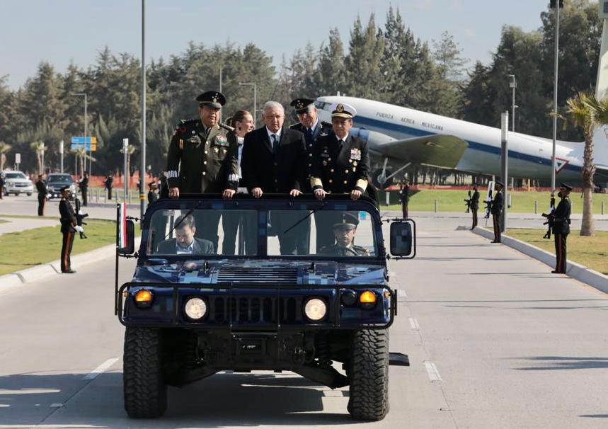 AMLO presentó la nueva empresa militar en el marco de la celebración del Día de la Fuerza Aérea Mexicana (Foto: Presidencia)