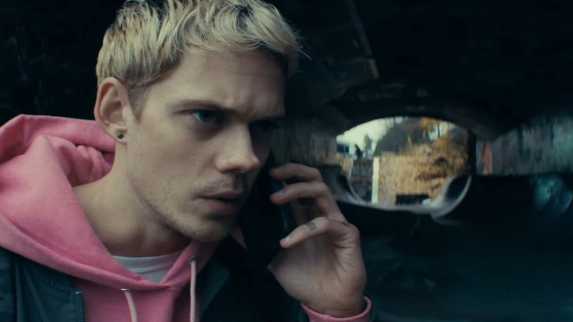 Locked: el thriller protagonizado por Bill Skarsgård con producción de Sam Raimi presenta su tráiler - Infobae