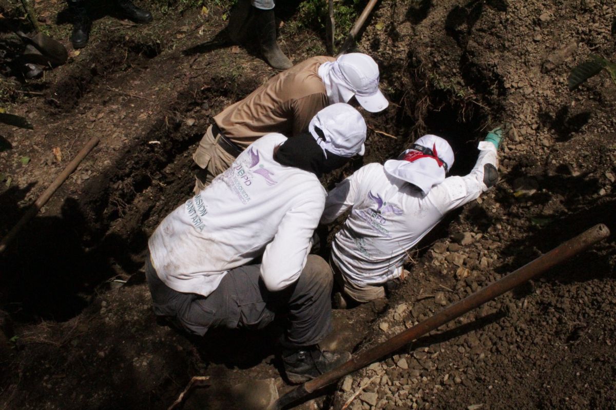 Exhumarán cuerpos en 52 lugares del cementerio de Riosucio, en Caldas, por orden de la JEP