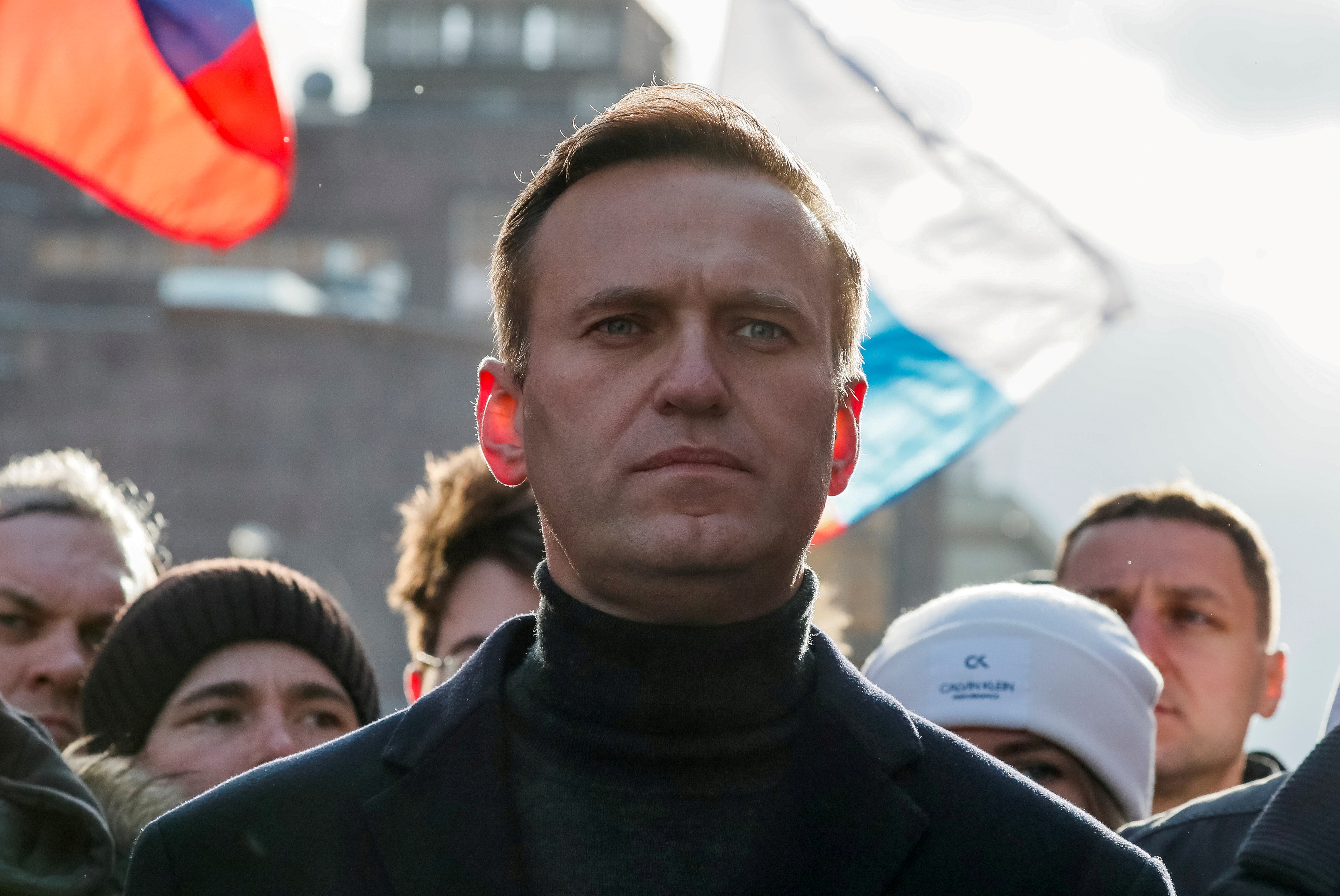 El opositor ruso Alexei Navalny en una manifestación, en febrero del 2020. REUTERS/Shamil Zhumatov/File Photo