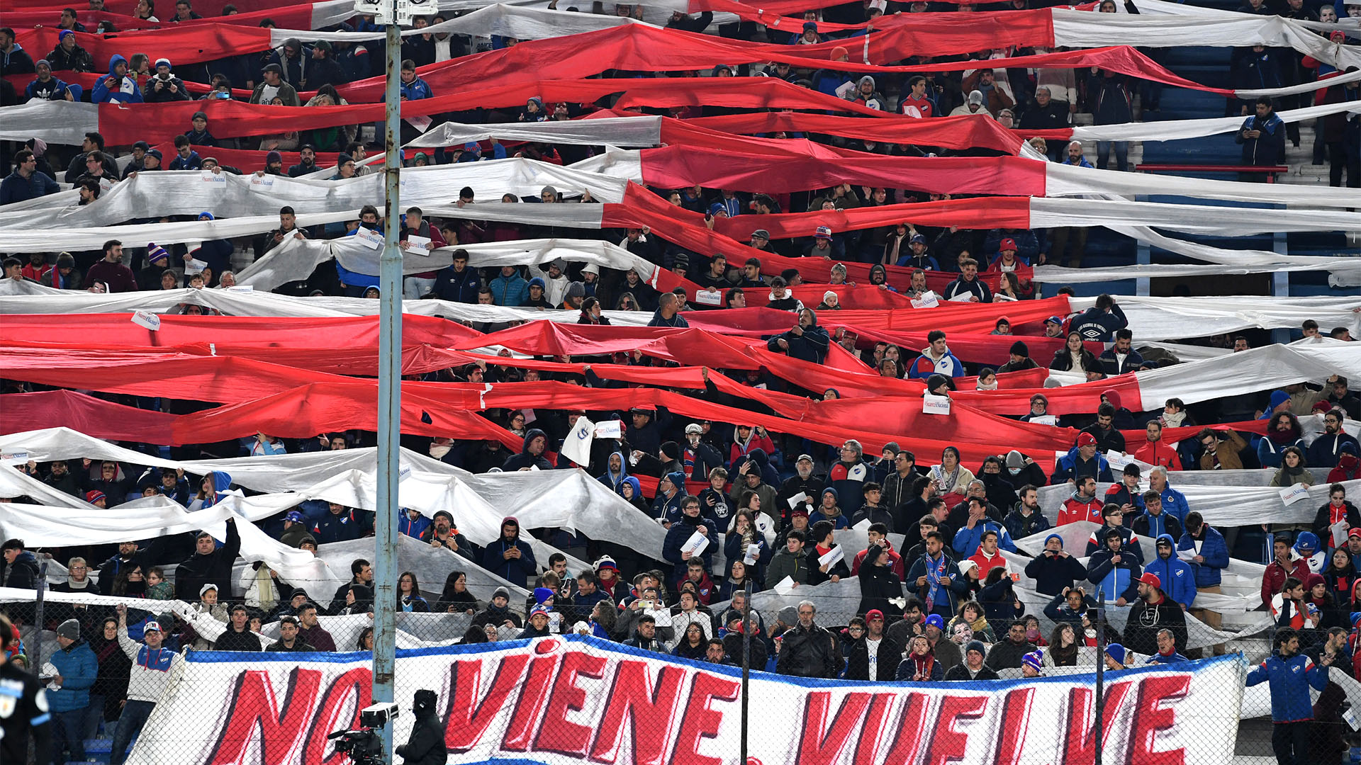 The annual fee for those who live abroad and want to be members of Nacional is US$110 (Photo: Pablo PORCIUNCULA / AFP)
