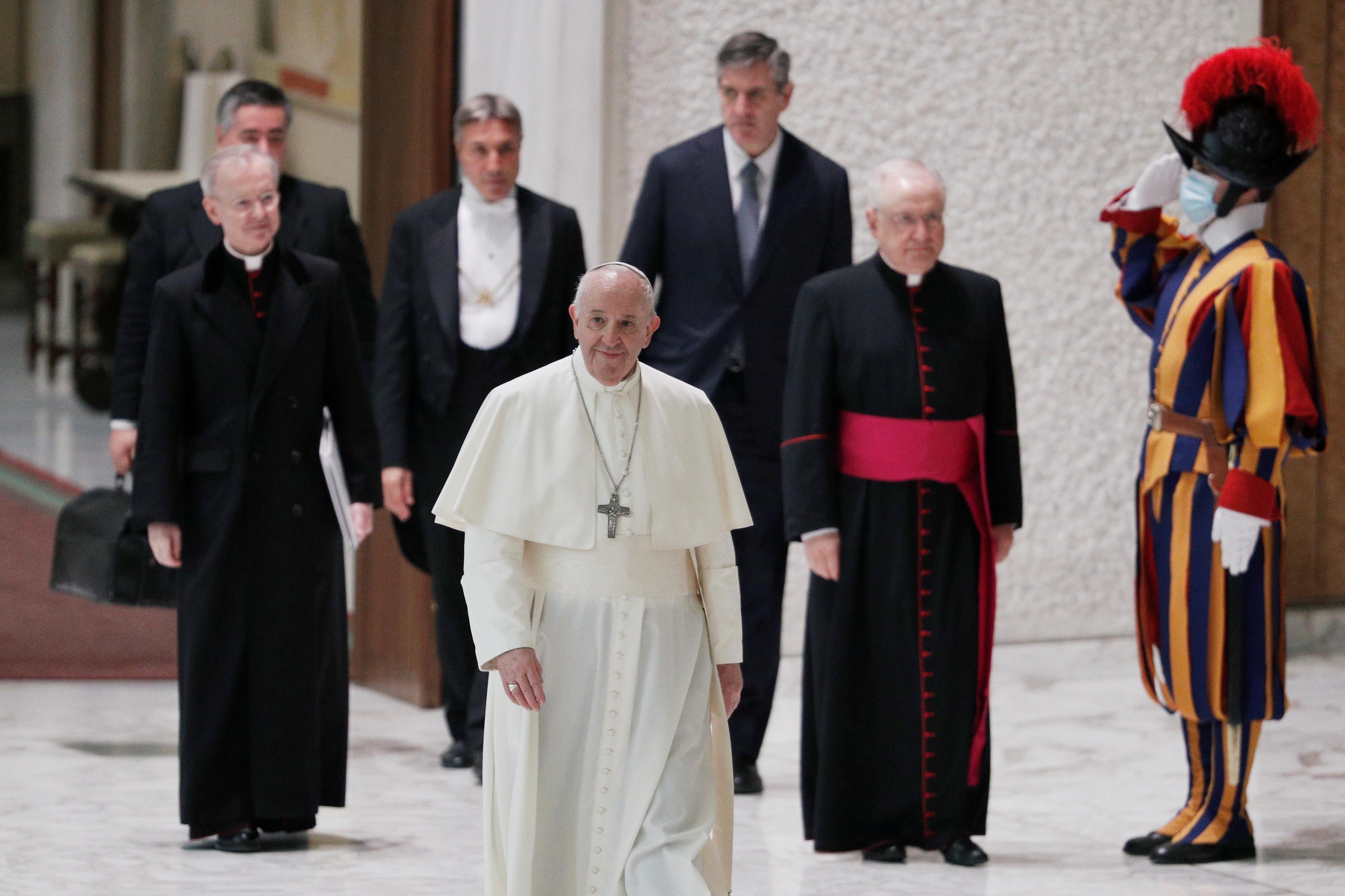 El papa durante la audiencia general de este miércoles. (REUTERS/Guglielmo Mangiapane)