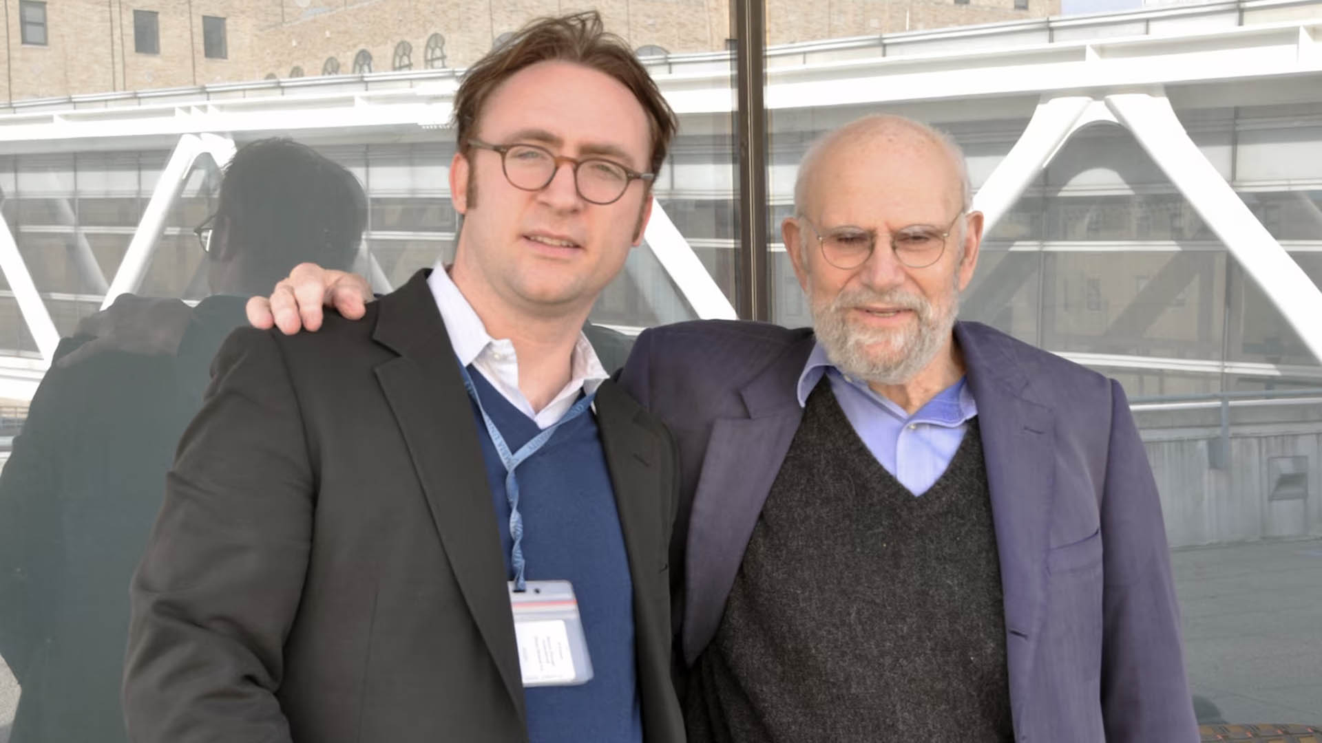 Sander Markx (izquierda) y Oliver Sacks en el Instituto Psiquiátrico del Estado de Nueva York en 2012 (Eve Vagg)