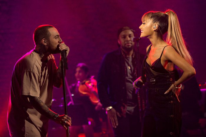 In their second collaboration, their relationship was confirmed (Photo: YouTube/ Ariana Grande and Mac Miller)