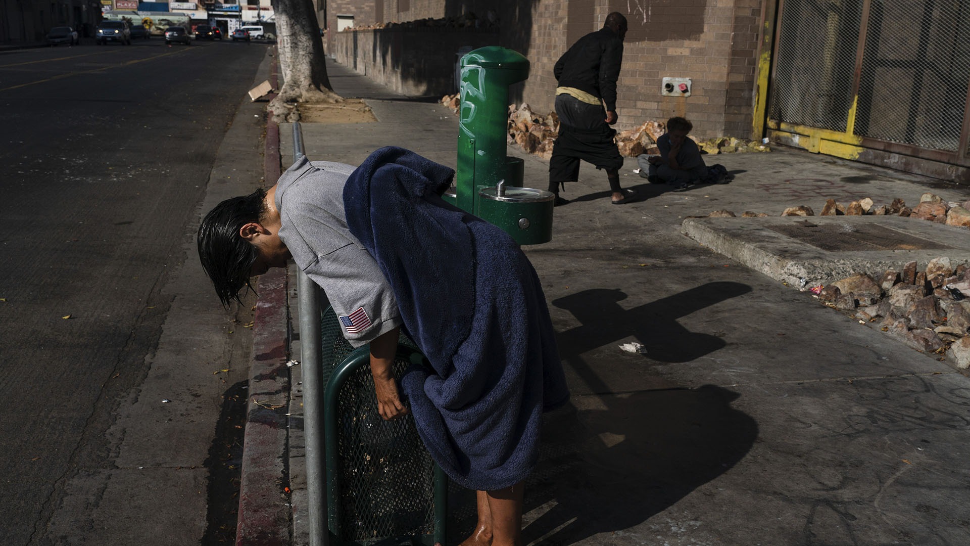 Una mujer indigente  (AP Foto/Jae C. Hong)