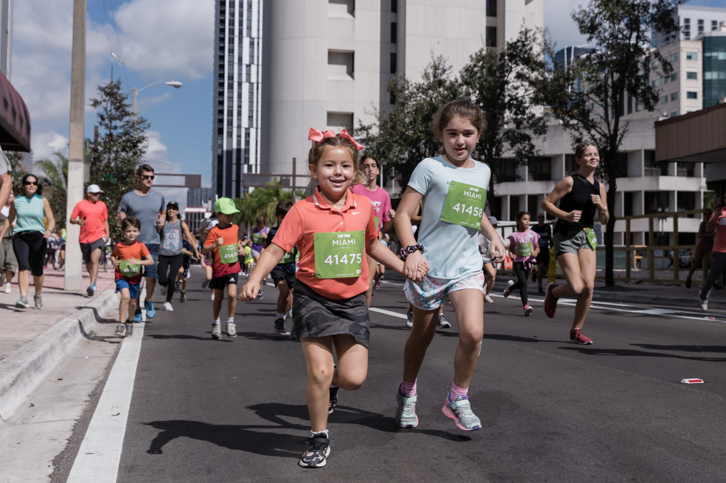 Los niños de las escuelas secundarias del condado Miami-Dade podrán participar en la última milla del maratón (1,6 kilómetros) junto a los corredores adultos. (Life Time Miami)