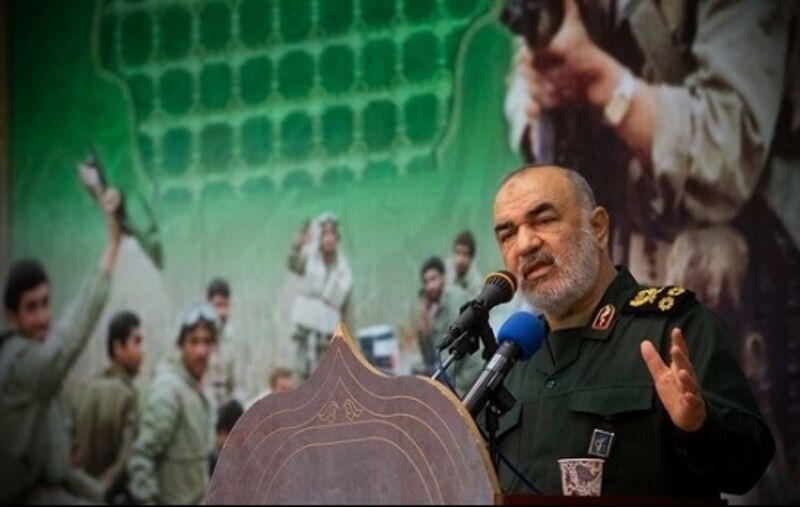 Hossein Salami, líder de los Guardianes de la Revolución de Irán, amenazó a EEUU con represalias 
