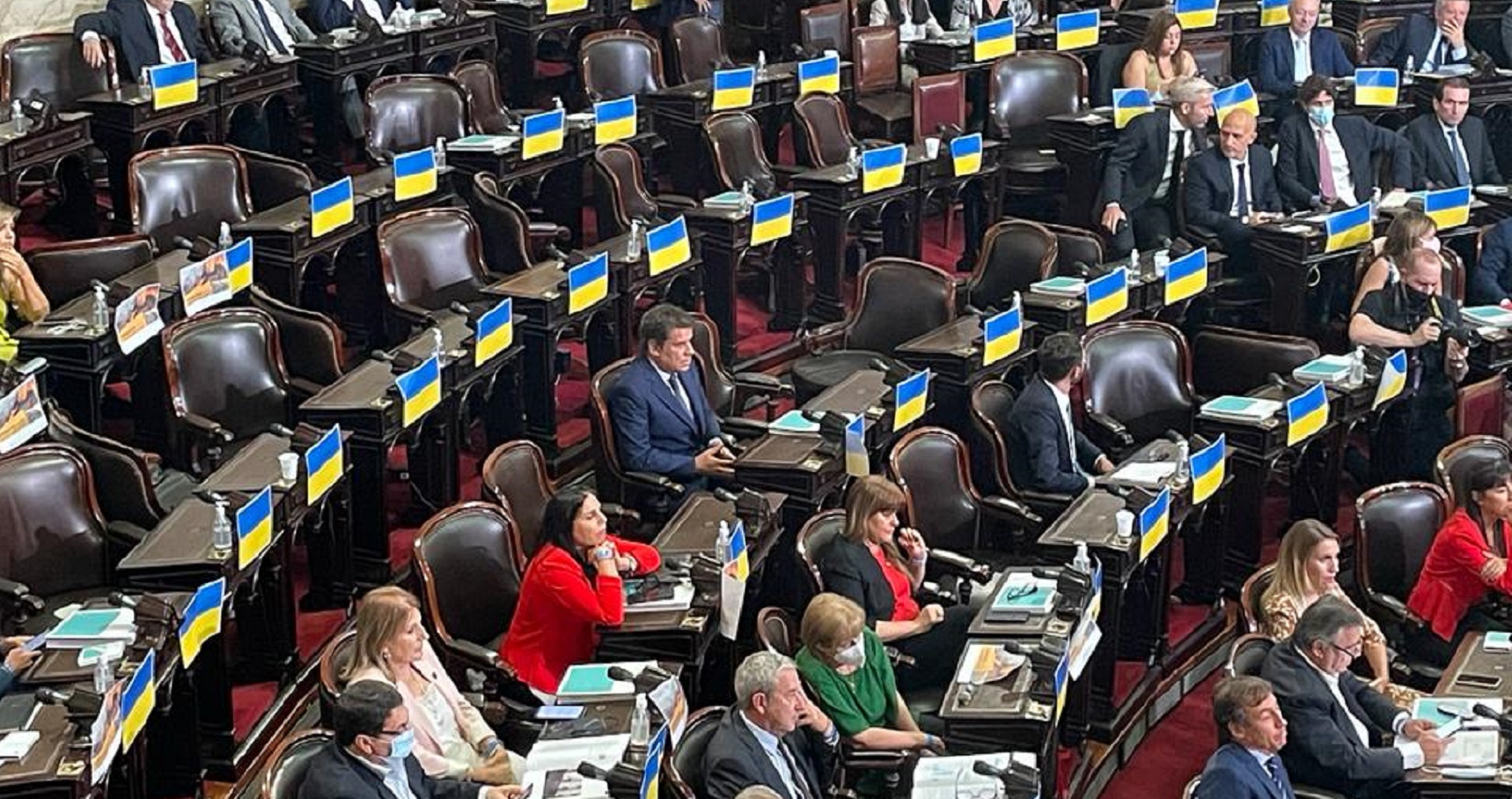 El 1º de marzo, cuando Facundo Manes quedó rodeado de bancas vacías dentro del espacio de Juntos por el Cambio