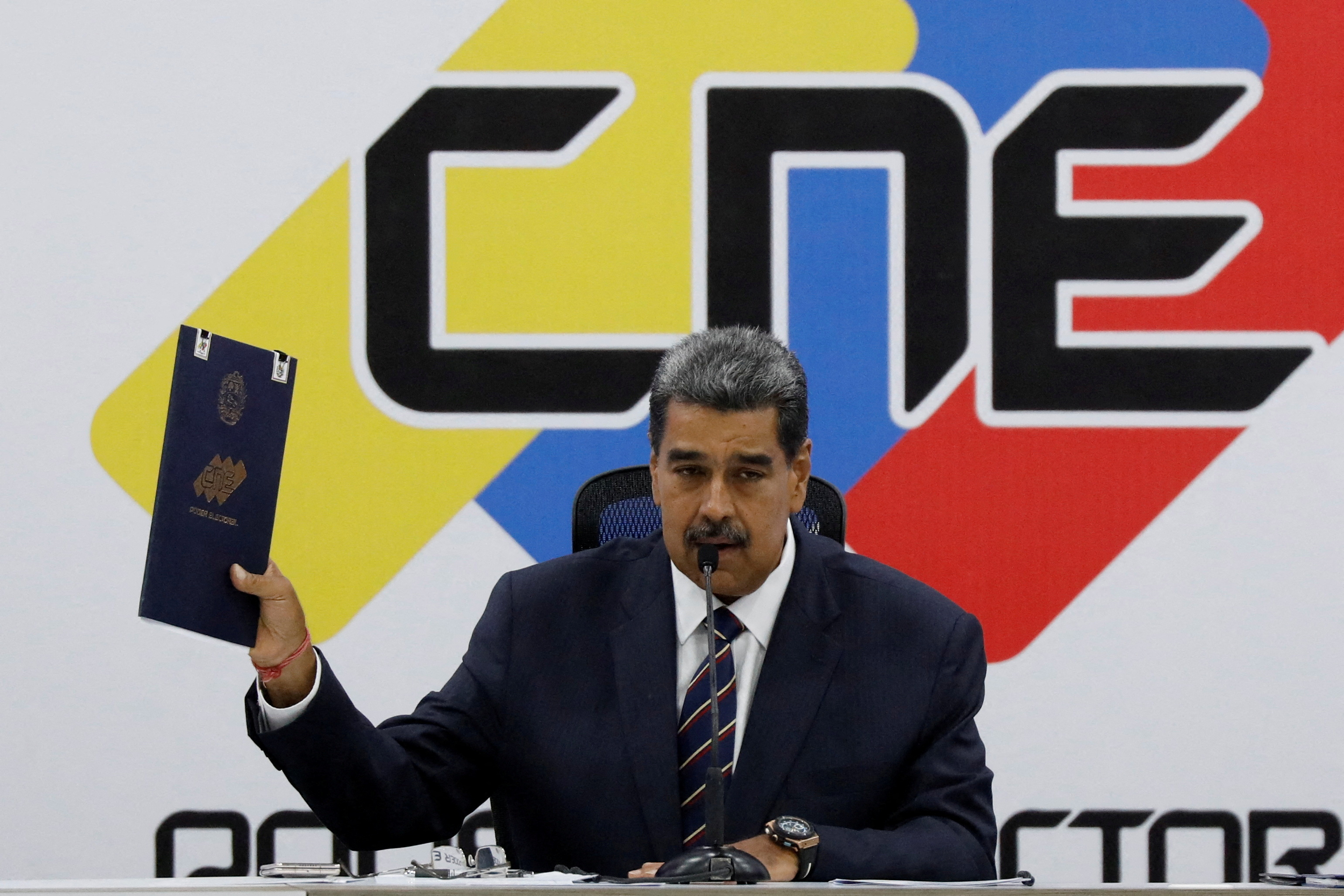 Fúnez afirma que Feijóo derogará leyes de Sánchez que “rompen con la igualdad” en sus 100 primeros días si es presidente – Infobae