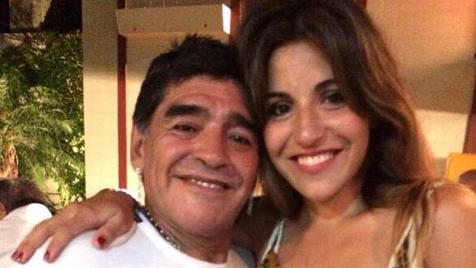Gianinna Maradona se mostró en contra de la subasta de los bienes de Diego y apuntó contra sus hermanos