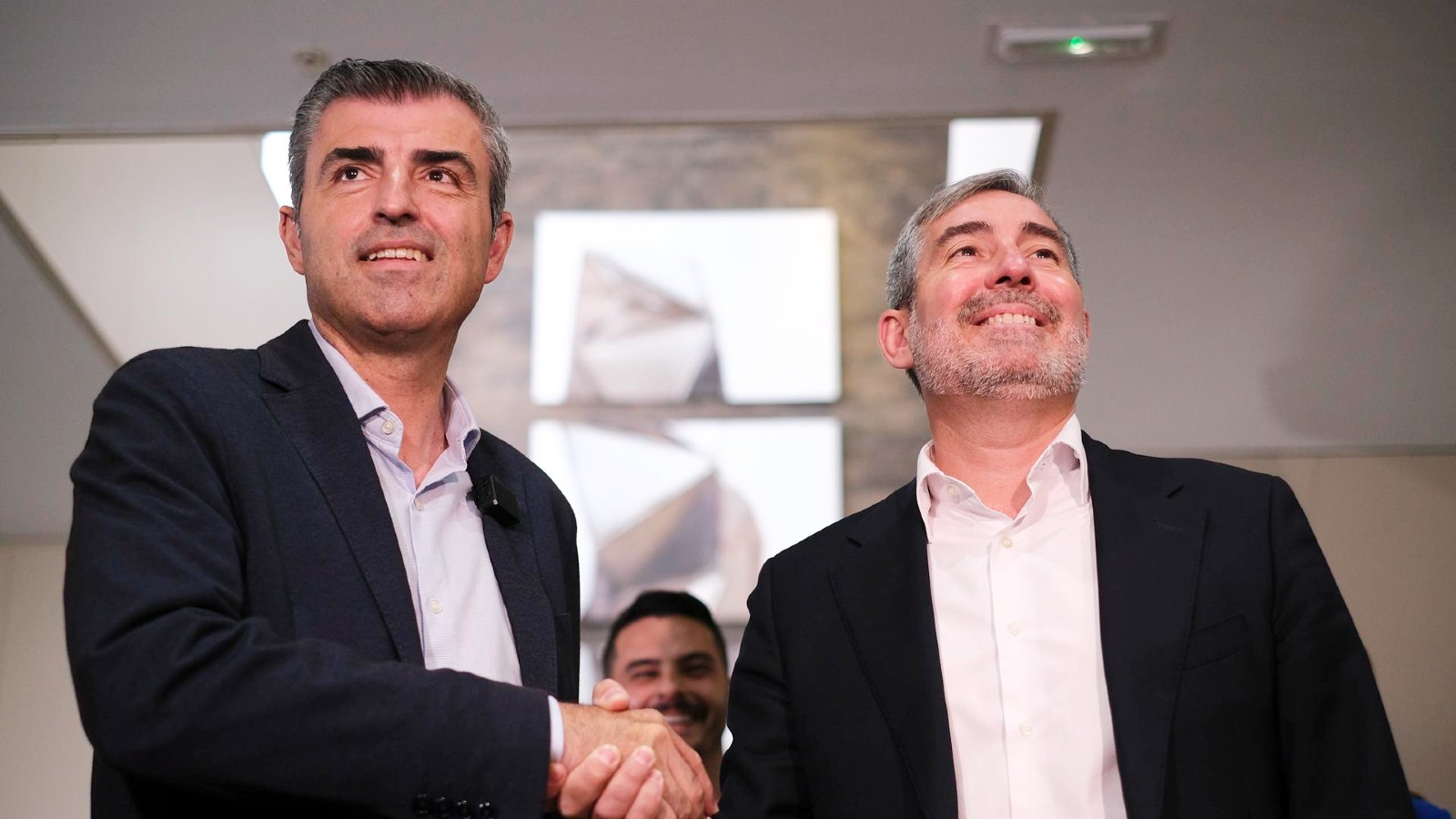 El PP canario desactiva la lista más votada de Feijóo: acuerda una coalición con CC que deja al PSOE fuera del Gobierno