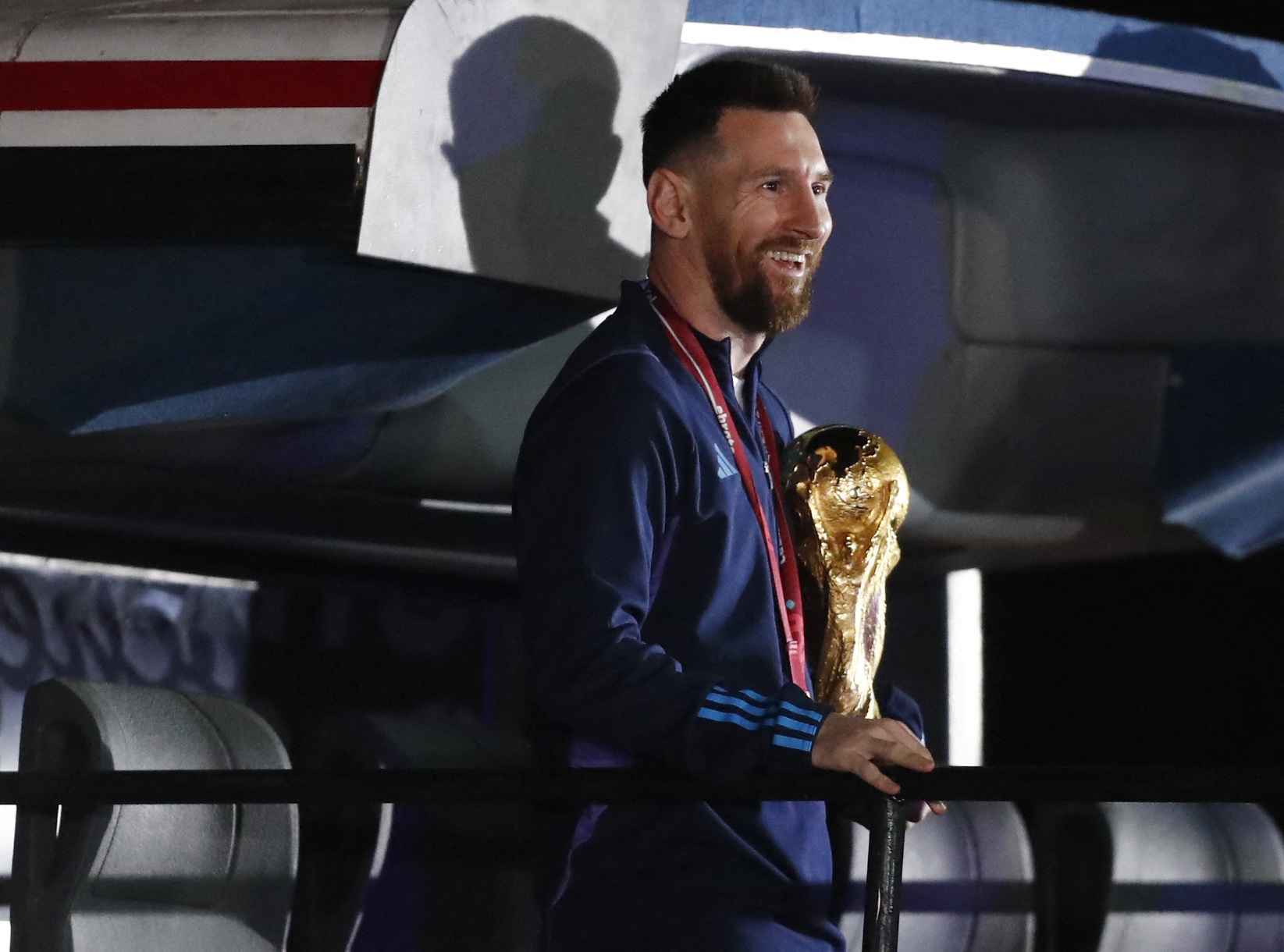 Messi aseguró que continuará jugando en la selección (Reuters)
