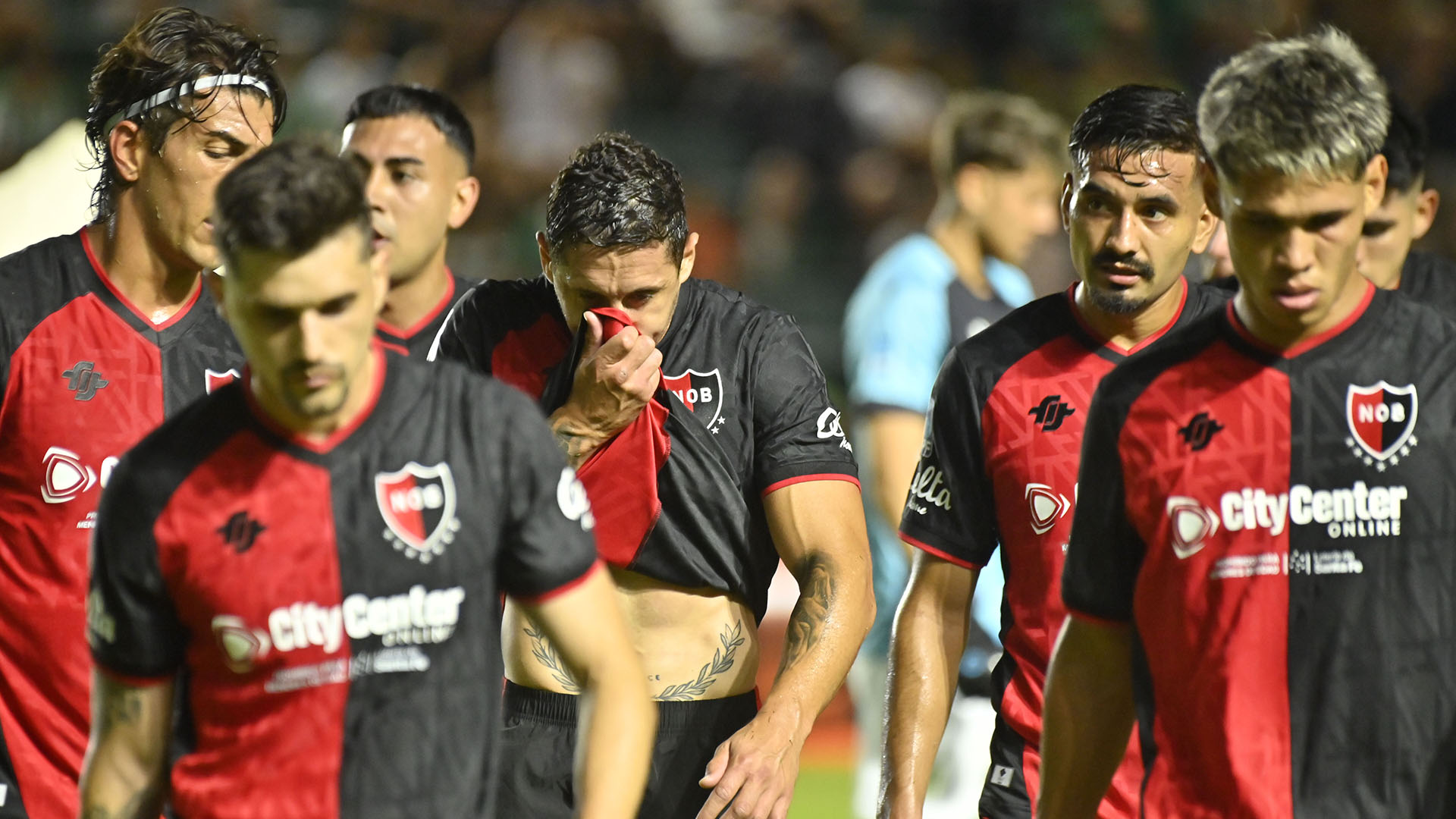 La política económica vuelve a exhibir el problema de la manta corta 