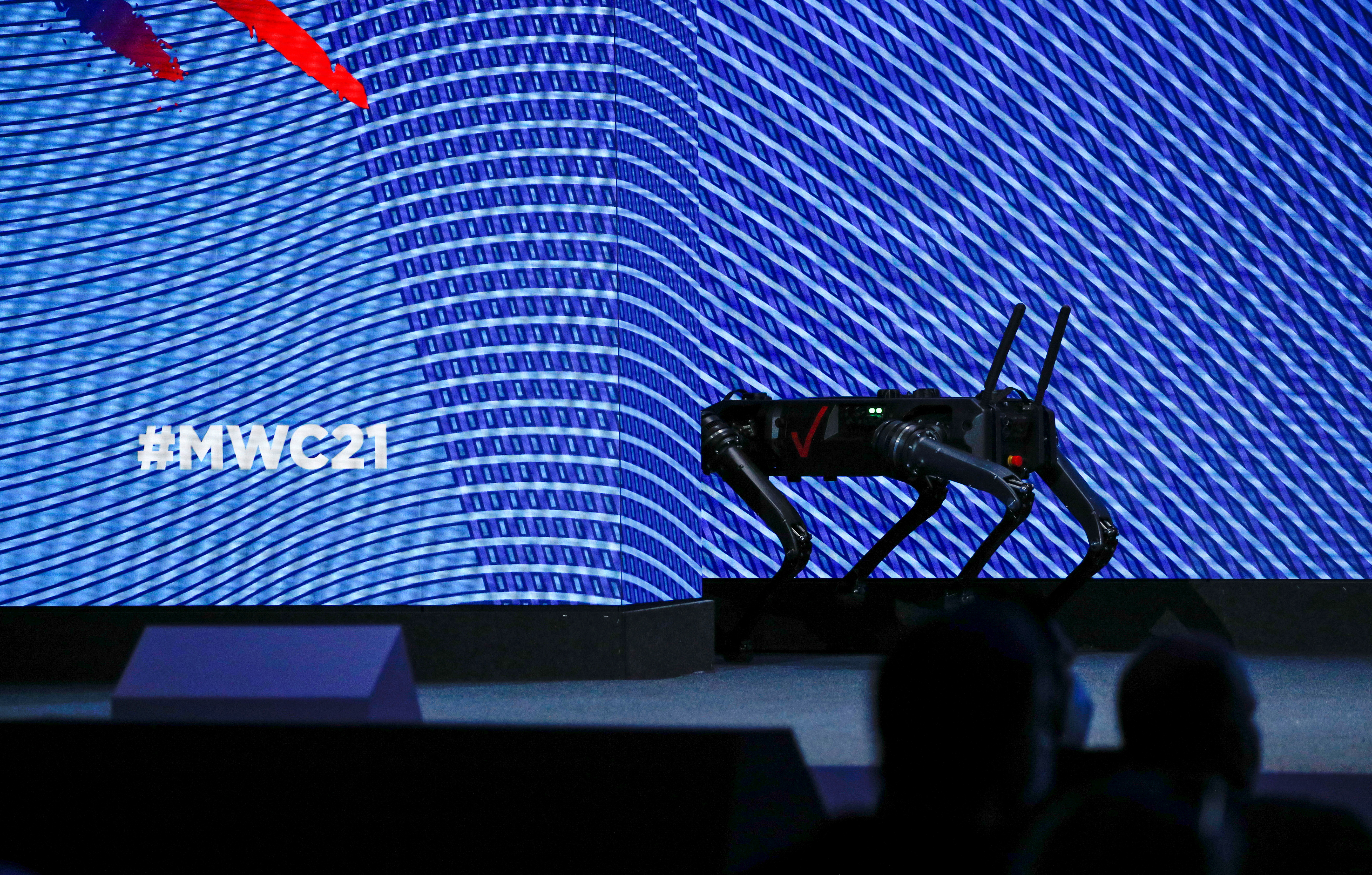 MWC 2021: presentan dos robots conectados con 5G