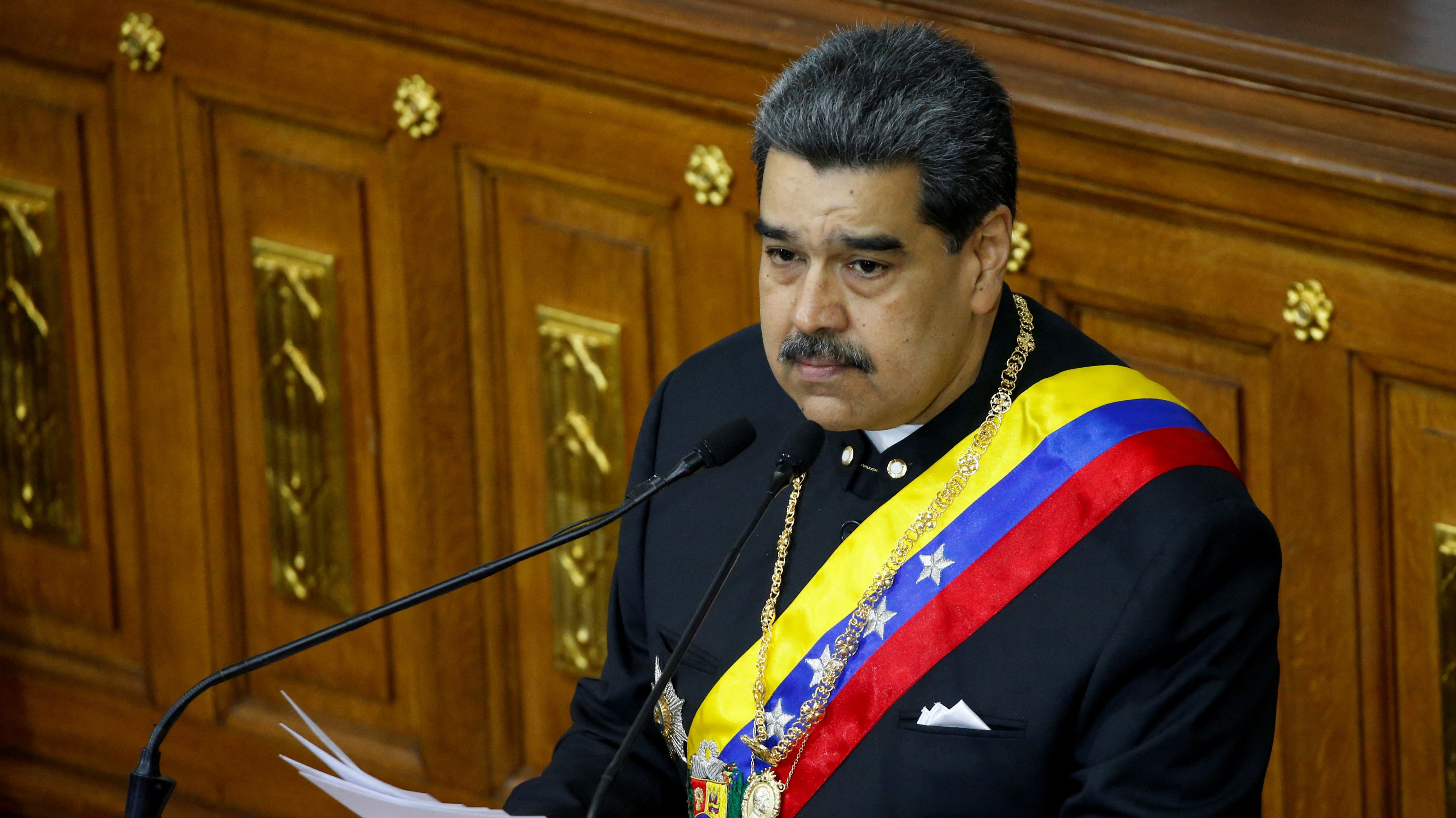 Nicolás Maduro amenazó en varias oportunidades con detener a Juan Guaidó (REUTERS/Leonardo Fernandez Viloria)