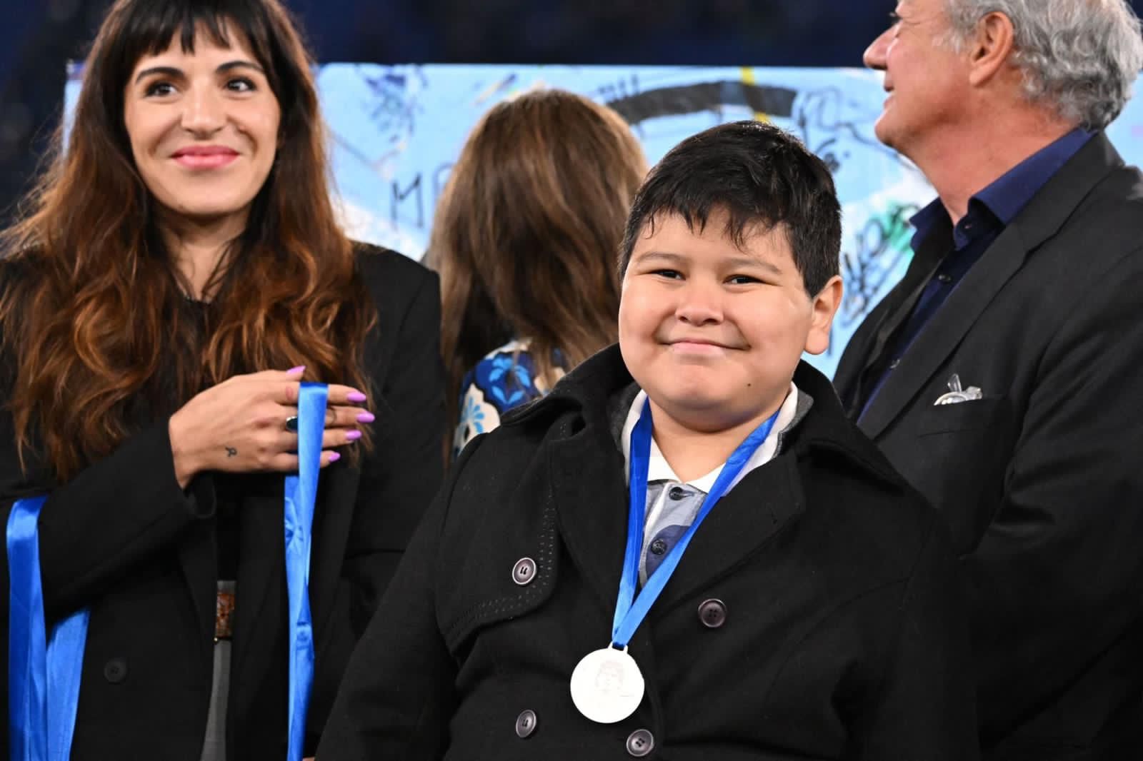 Gianinna y Dieguito Fernando muy cerca en los homenajes a Diego Maradona en Roma: “Ella está mucho con él”