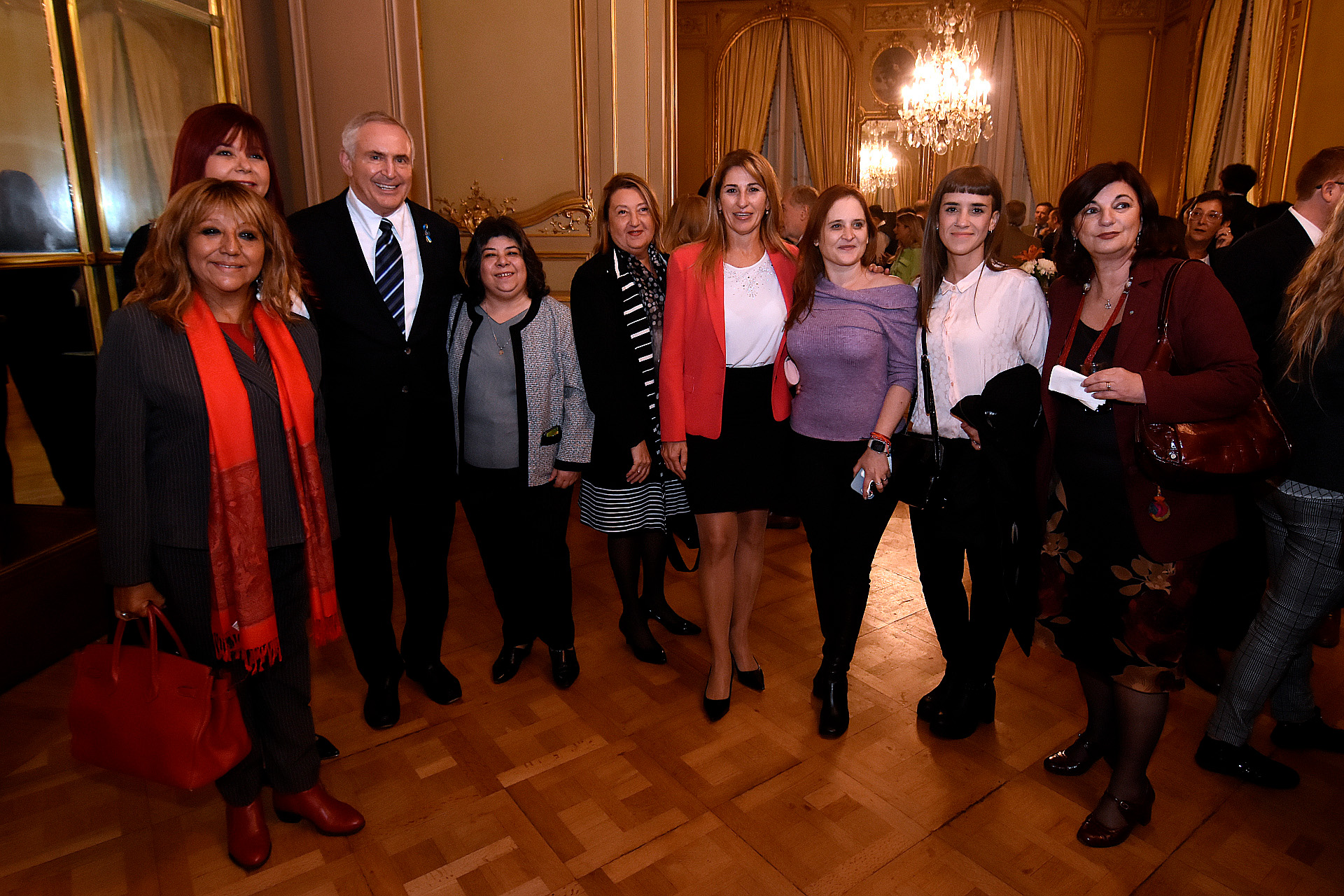 Marc Stanley and representatives of the Fuerza Sindical Women's Table 