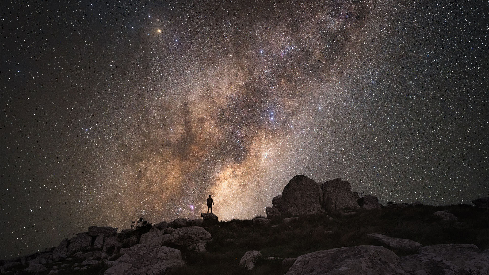 “La astrobiología es una ciencia joven o, si lo preferimos, una combinación de ciencias”, explica el experto (Fotografía tomada en Maldonado, Uruguay, por el astrofotógrafo uruguayo Fefo Bouvier)