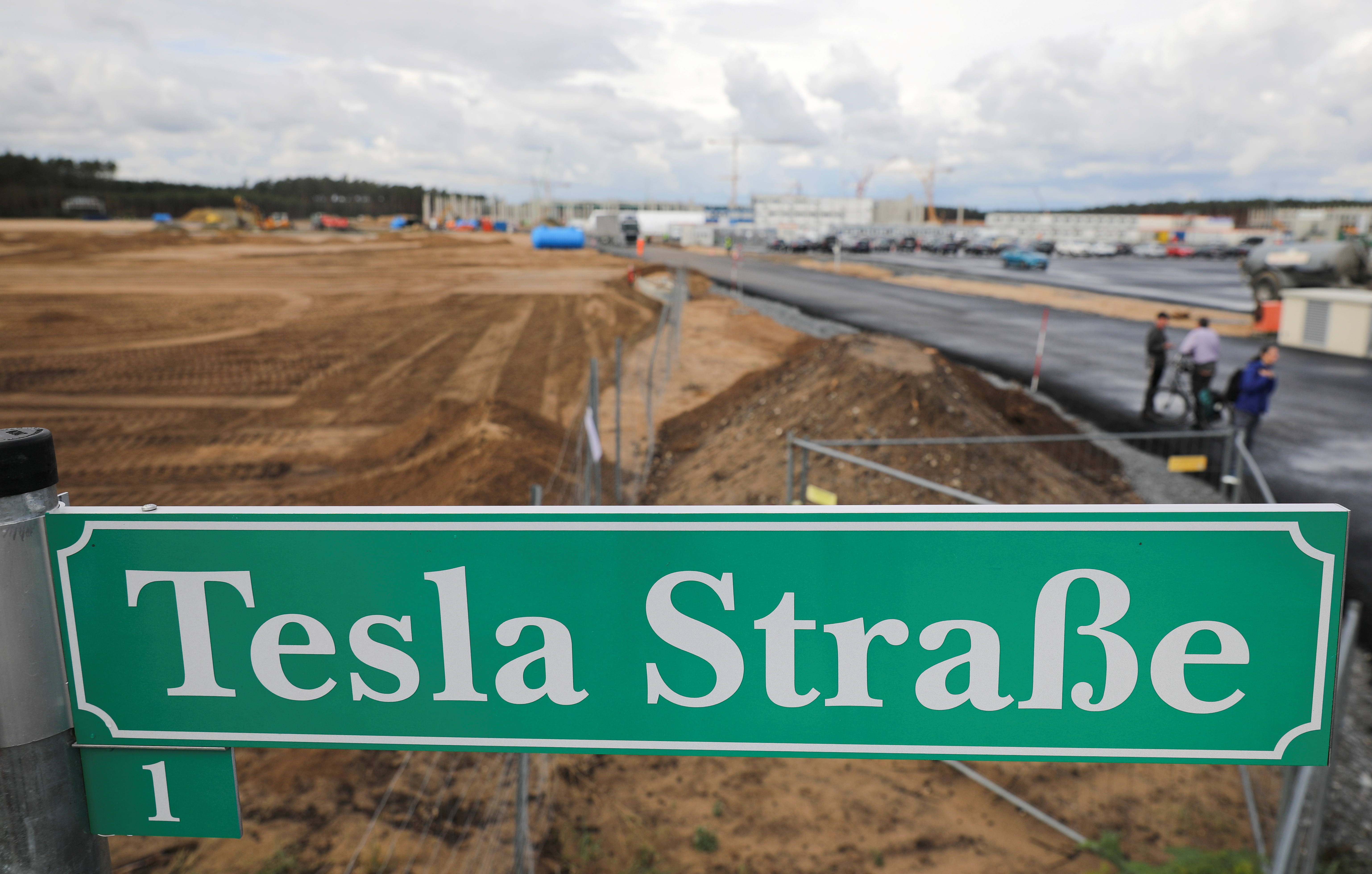 Una imagen de la etapa inicial de la construcción de la megafábrica de Tesla en Gruenheide, cerca de Berlín  
REUTERS/Hannibal Hanschke/File Photo