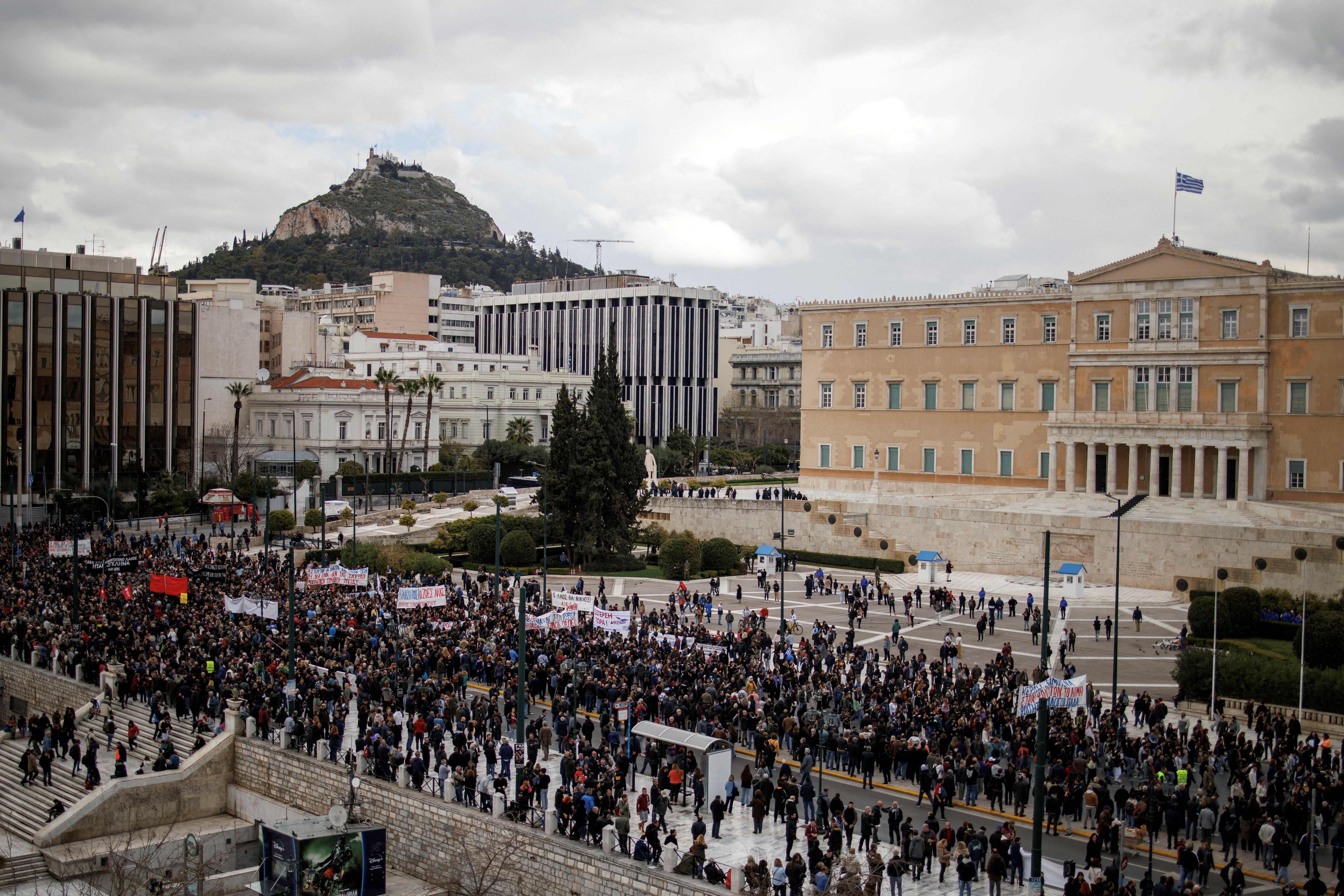 Manifestación durante una huelga nacional de 24 horas por la catástrofe ferroviaria más mortífera del país el mes pasado, Atenas, Grecia, 16 de marzo de 2023. REUTERS/Alkis Konstantinidis