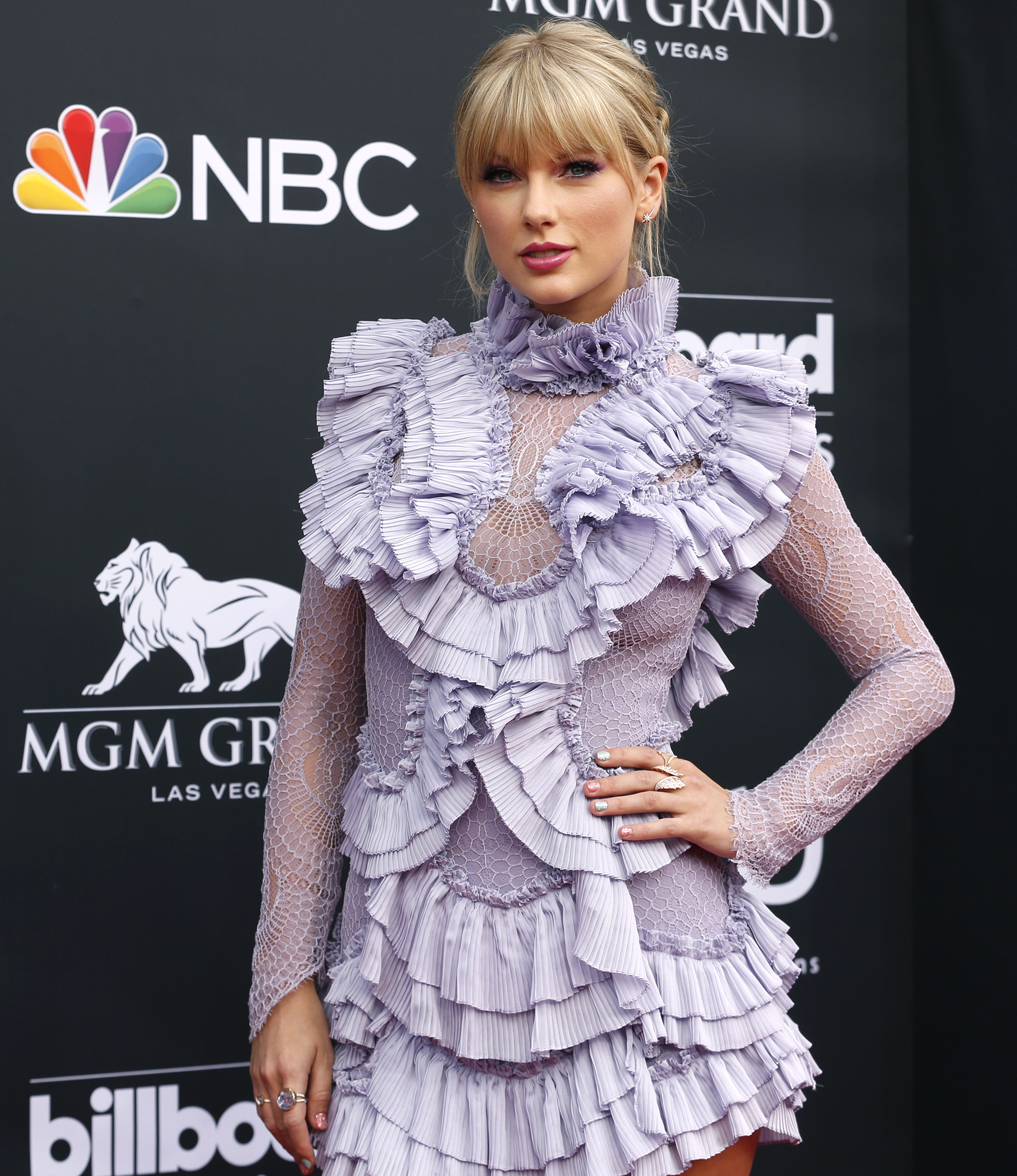 La llegada de Taylor Swift en 2019 a la alfombra roja de los Billboard Music Awards