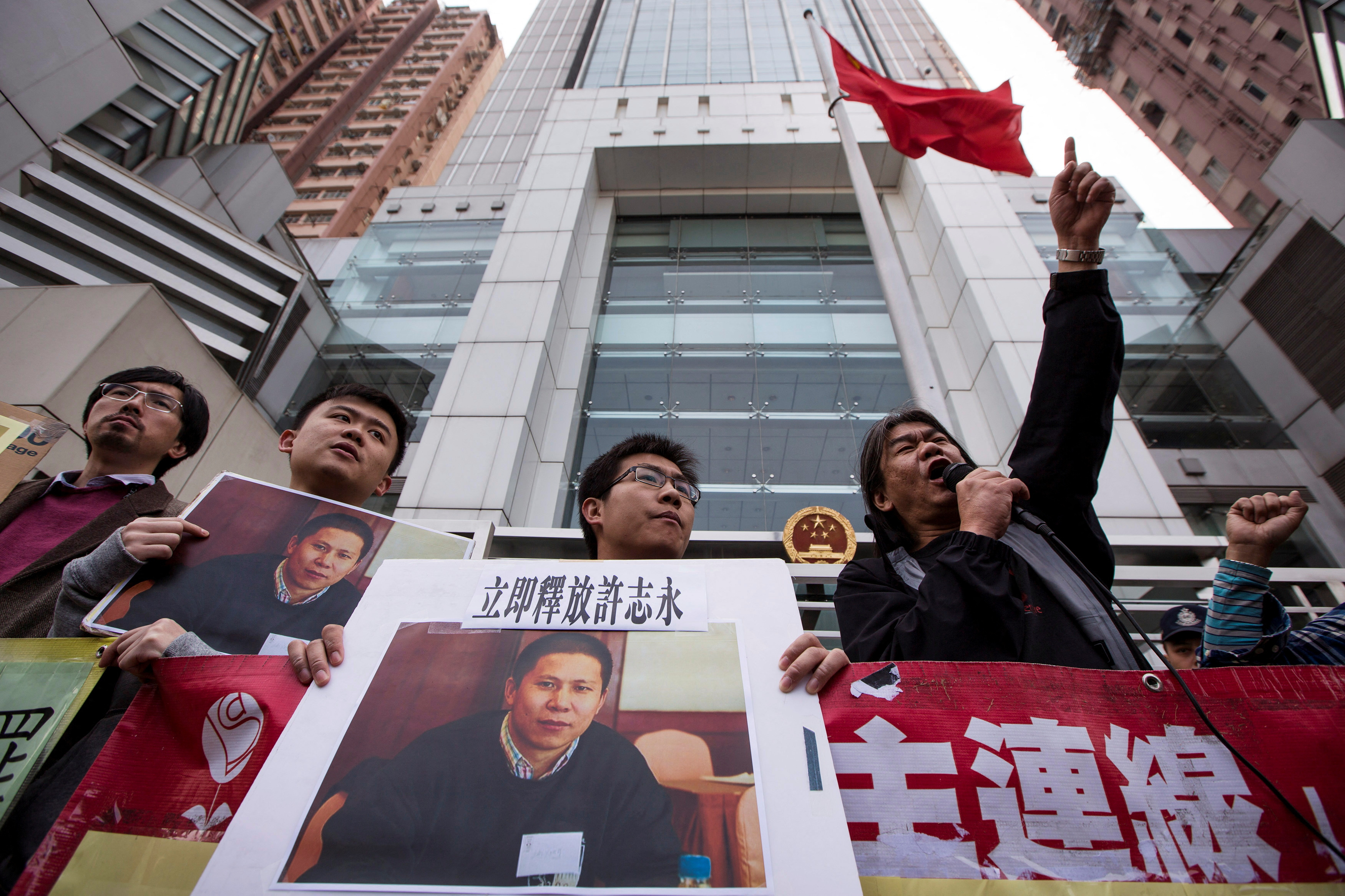 El régimen chino inició un juicio secreto contra dos destacados defensores de derechos humanos