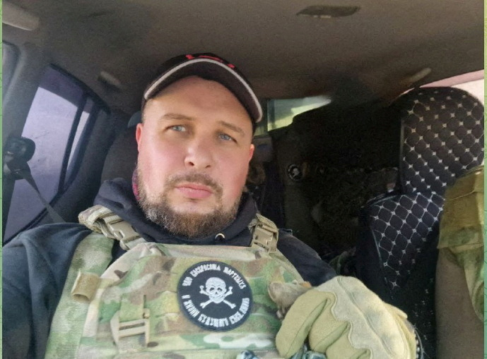 El conocido bloguero militar ruso Vladlen Tatarsky aparece en esta imagen sin fecha de las redes sociales obtenida por Reuters el 2 de abril de 2023. Telegram @Vladlentatarskybooks/via REUTERS