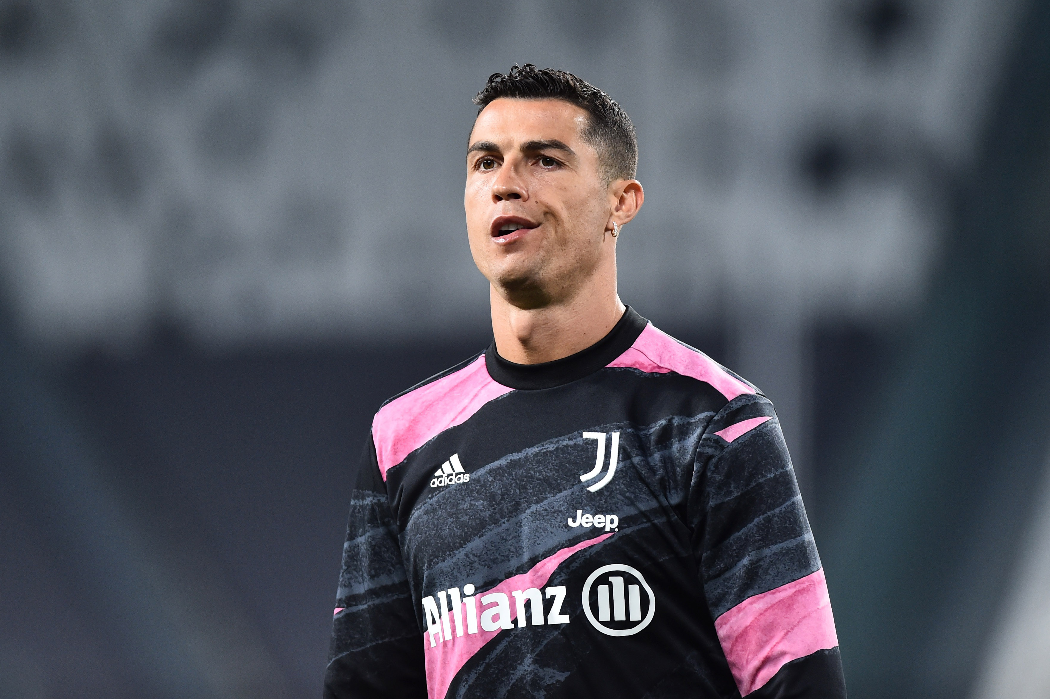 El traspaso del año: la osada estrategia de Juventus para reemplazar a  Pirlo y evitar que se vaya Cristiano Ronaldo - Infobae