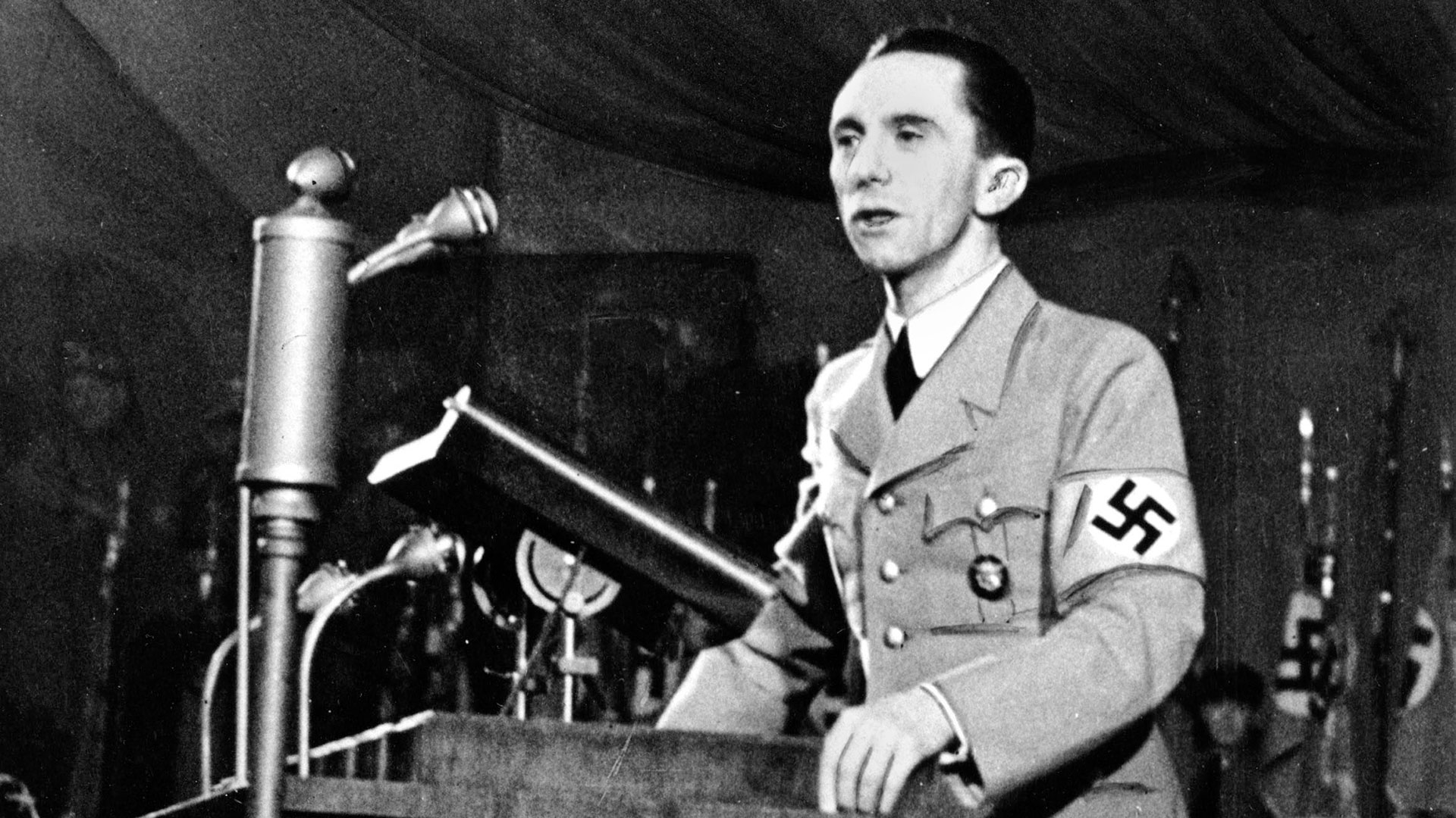 El ministro de Propaganda Joseph Goebbels fue leal a Hitler hasta el final, pero nunca llegaría a convertirse seriamente en candidato a jefe de Estado (AP)