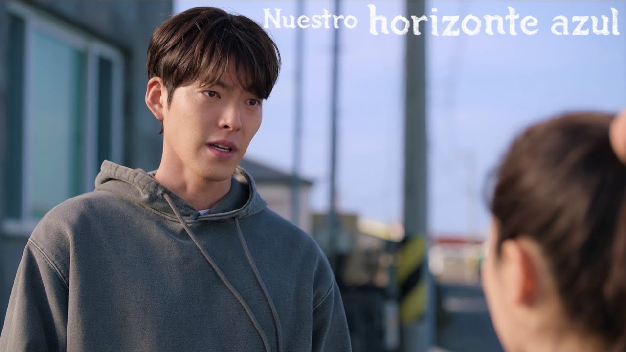 Kim Woo-bin caracteriza a Park Jeong-joon en "Nuestro horizonte azul". (Netflix)