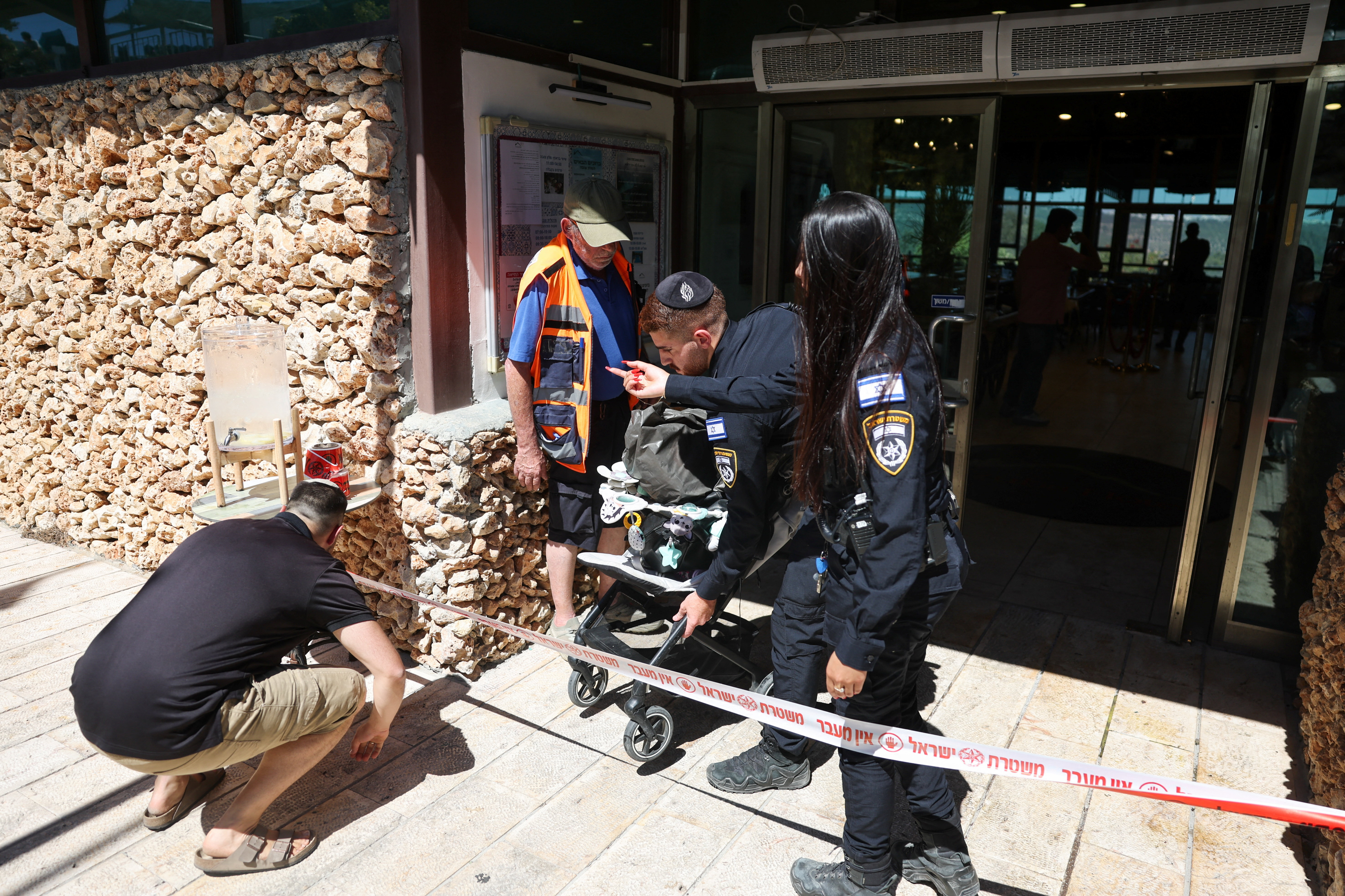Ataque con cuchillo en un hotel cerca de Jerusalén: hay al menos dos heridos