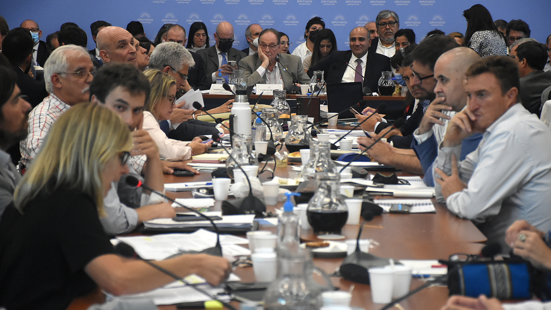 Los diputados de la oposición cuestionaron el acuerdo, pero aseguraron que no quieren que Argentina ingrese en un default 