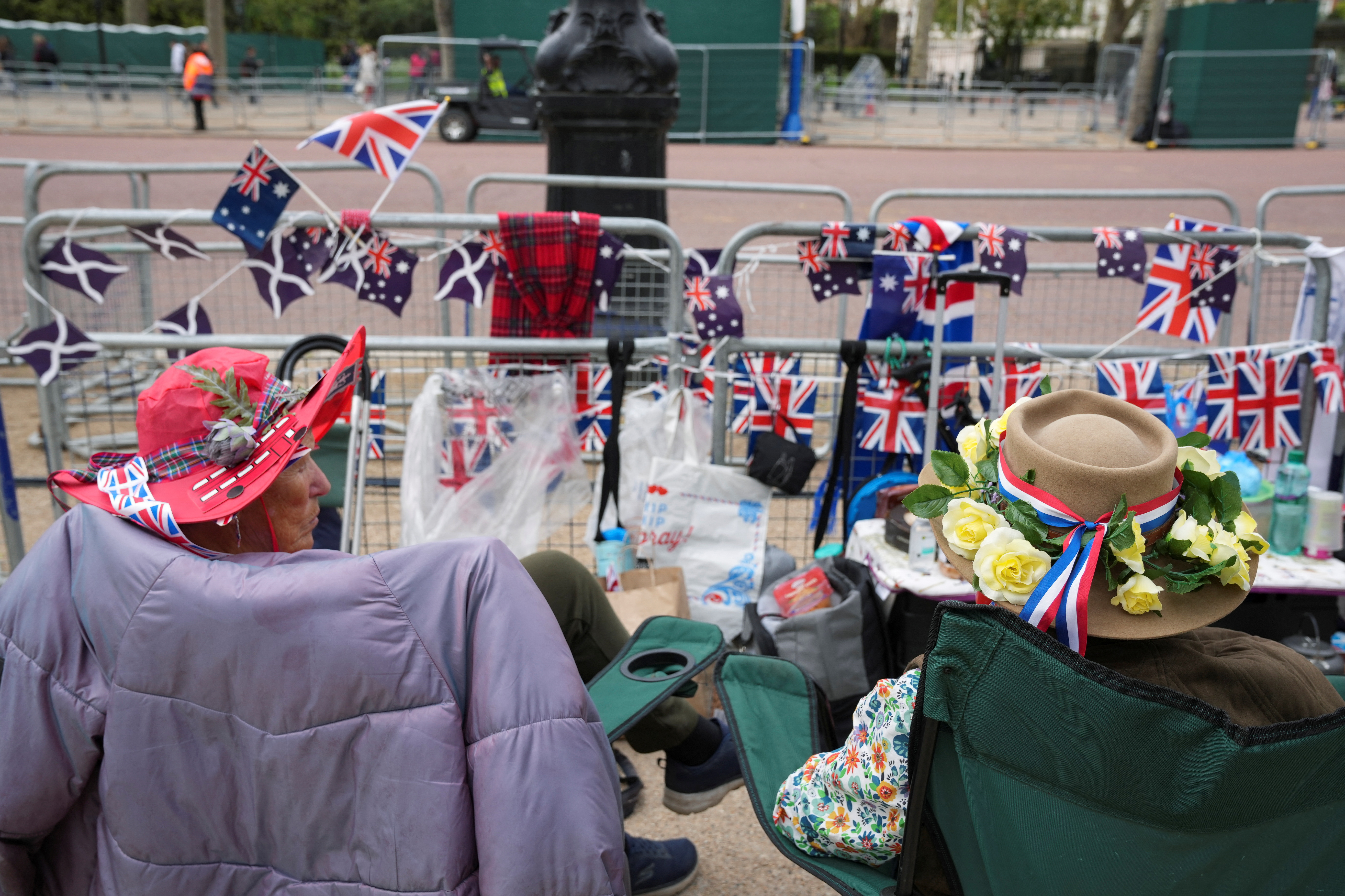 Fanáticos de la realeza comienzan a acampar (REUTERS/Maja Smiejkowska)