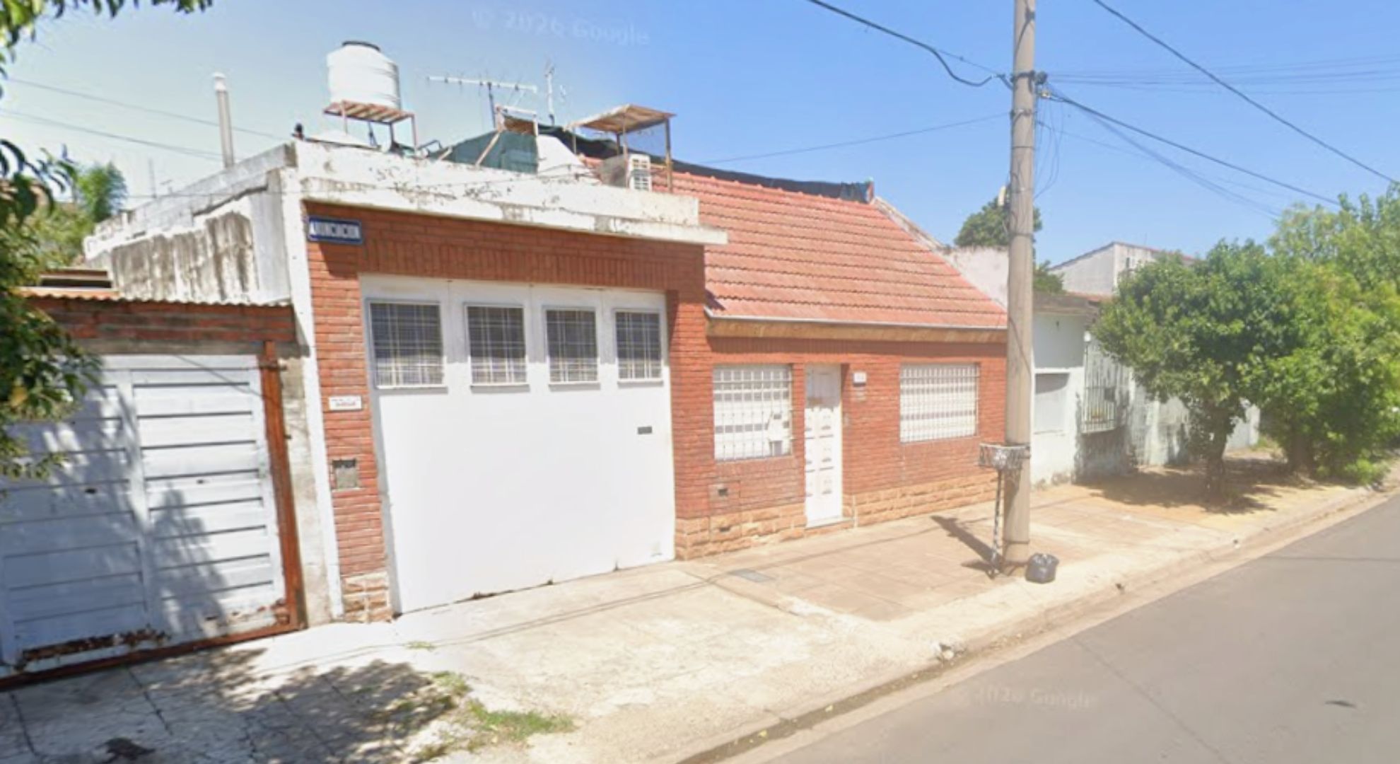 Doble tragedia en Morón: investigarán la muerte de un padre y su hija tras encontrarse los cuerpos en su casa