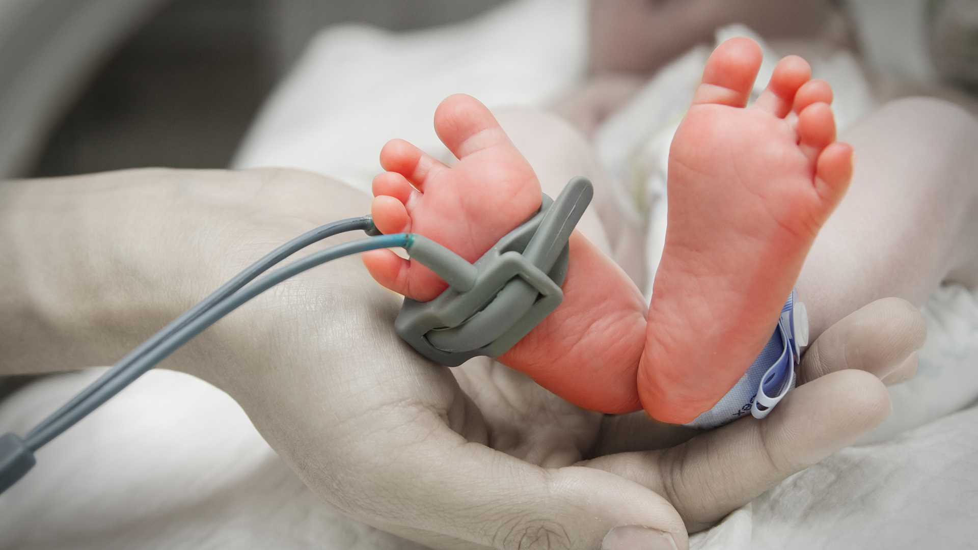 Los niños prematuros suelen tener largos períodos de internación, dependiendo de su peso al nacer y su edad gestacional (Getty)