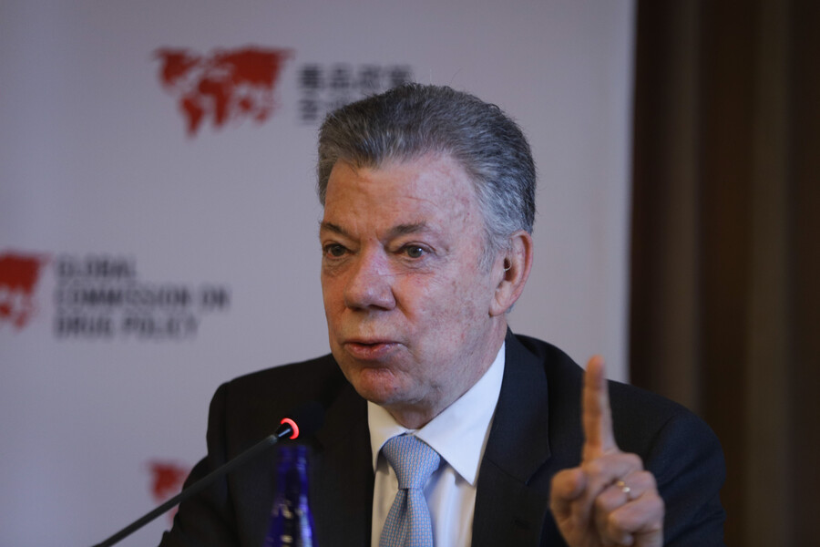 Juan Manuel Santos defiende el sistema de salud de Colombia en vísperas de la reforma del gobierno Petro