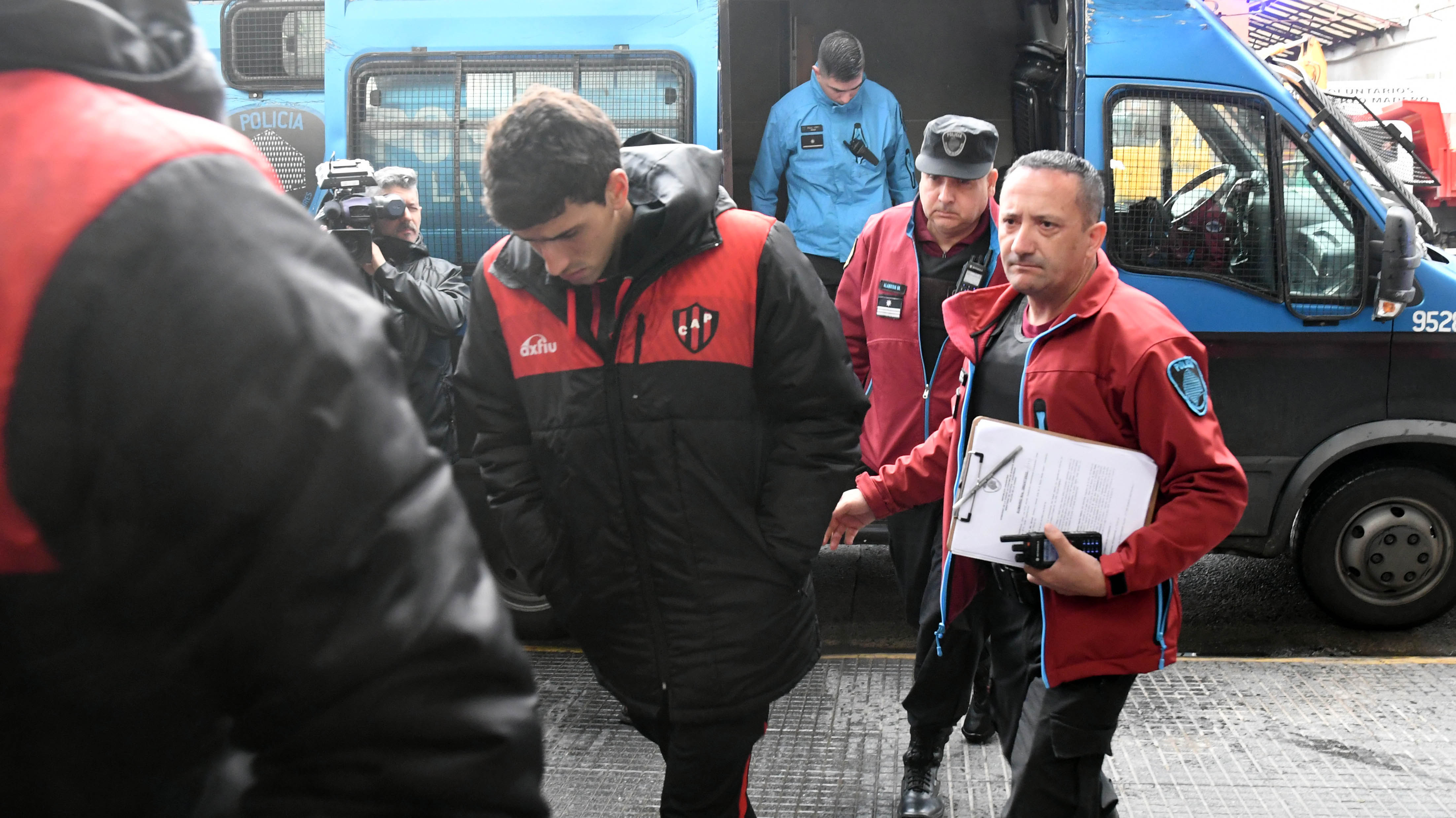 Liberaron a los cuatro futbolistas de Patronato detenidos tras el escándalo con Barracas Central