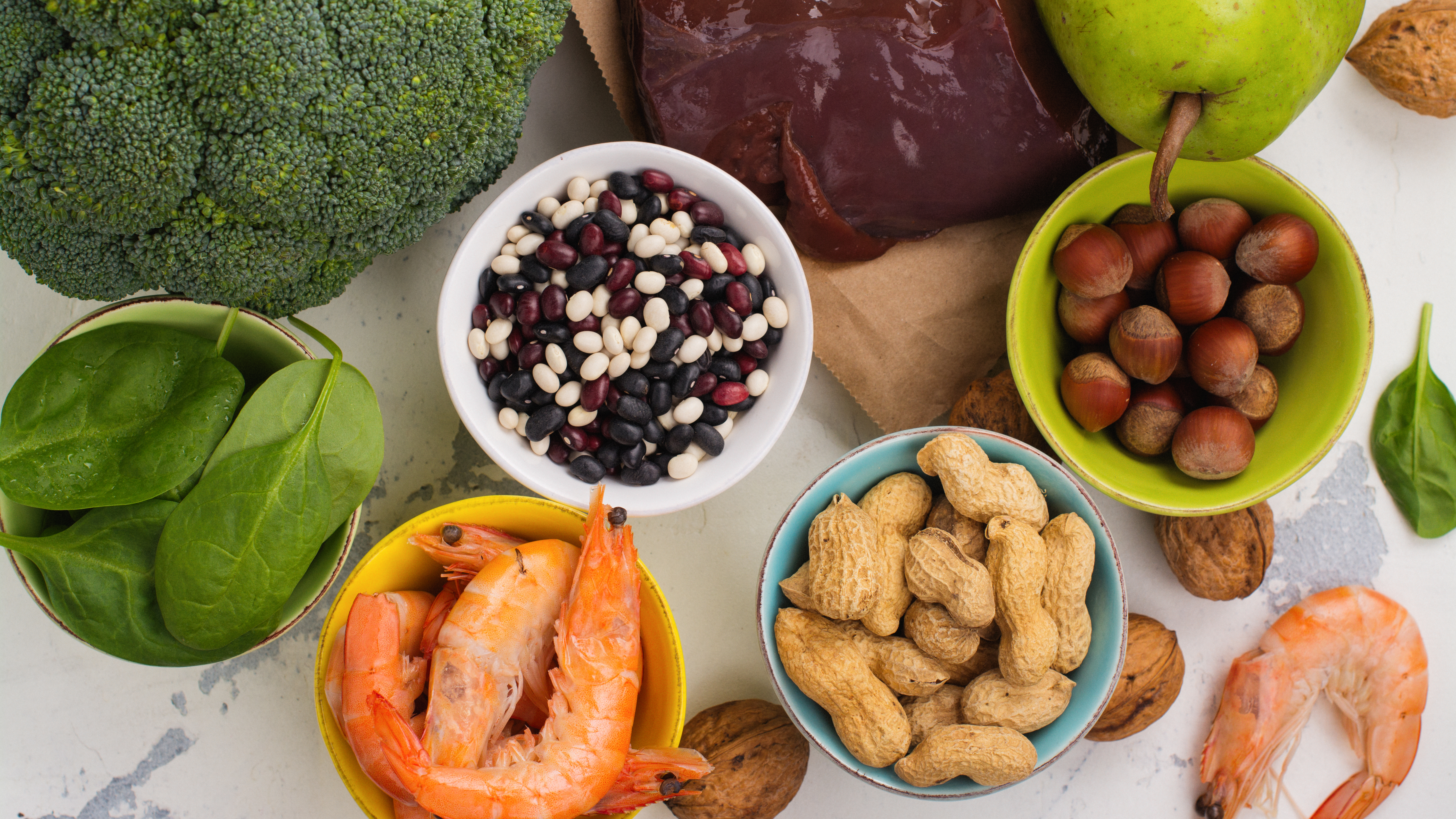Desde el punto de vista del campo de la nutrición, se sugiere adoptar los hábitos de una buena alimentación desde una posición de “autocuidado”