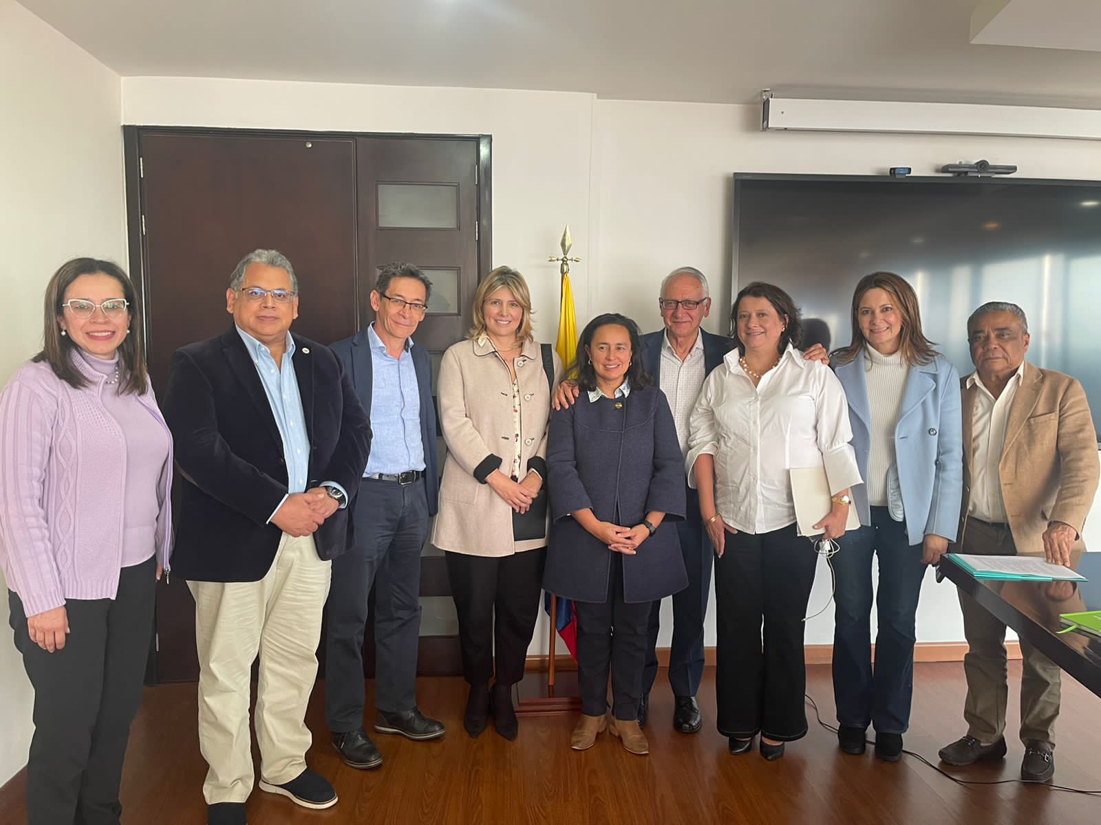 La foto que no se logró con la exministra de la Salud Carolina Corcho: gremio de las EPS se reunió con nuevo ministro, Guillermo Alfonso Jaramillo 