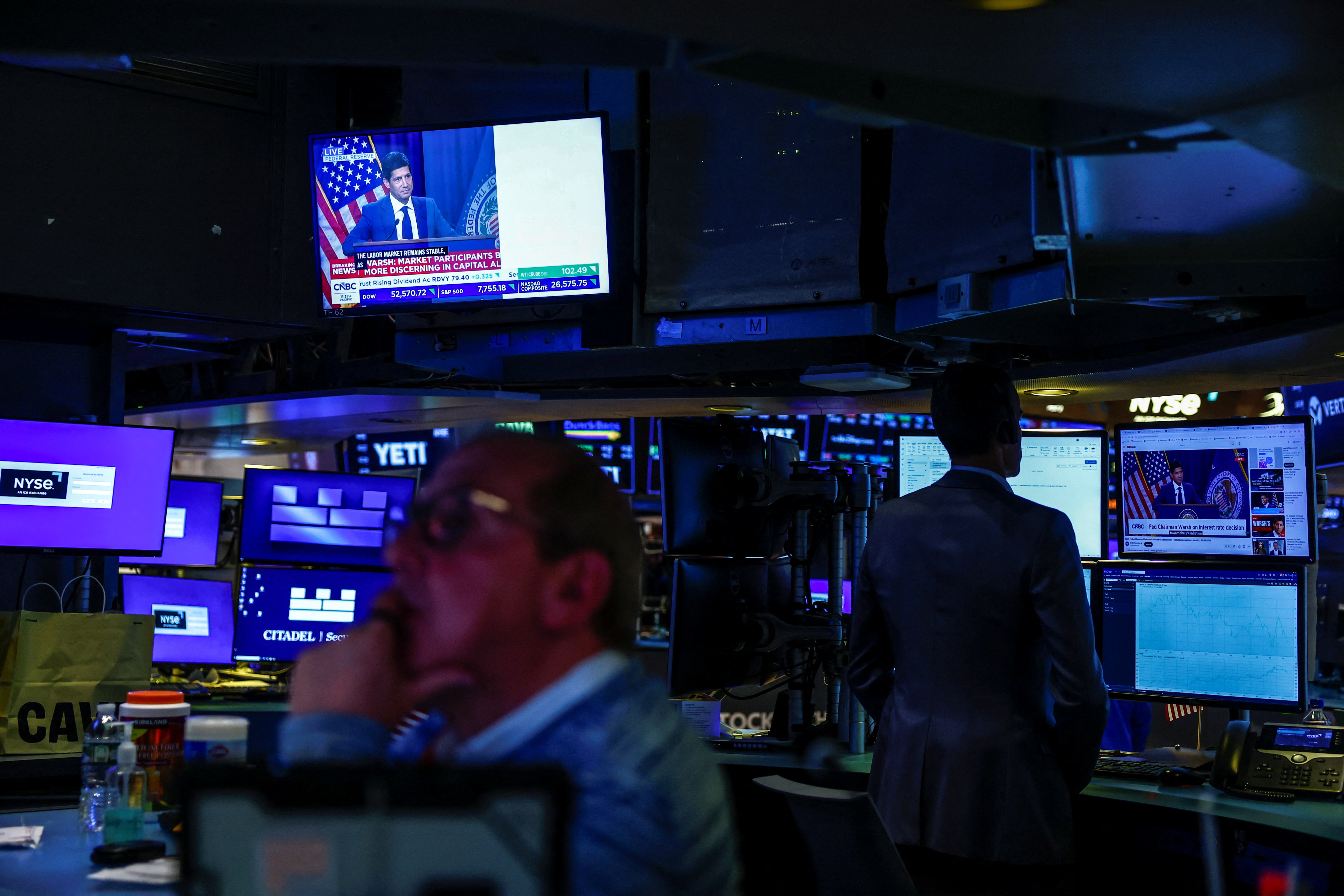 El riesgo país quedó al borde de su máximo del año y las acciones argentinas cayeron por tercera rueda seguida