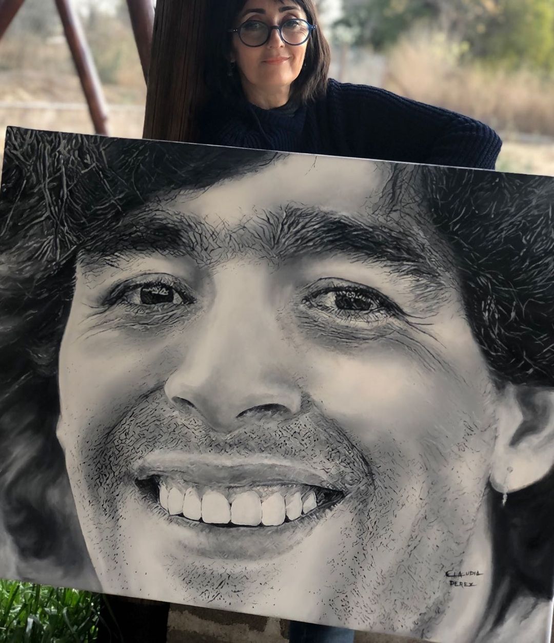 Desde la muerte de Diego Maradona, la artista cordobesa hizo varias pinturas del Diez para homenajearlo