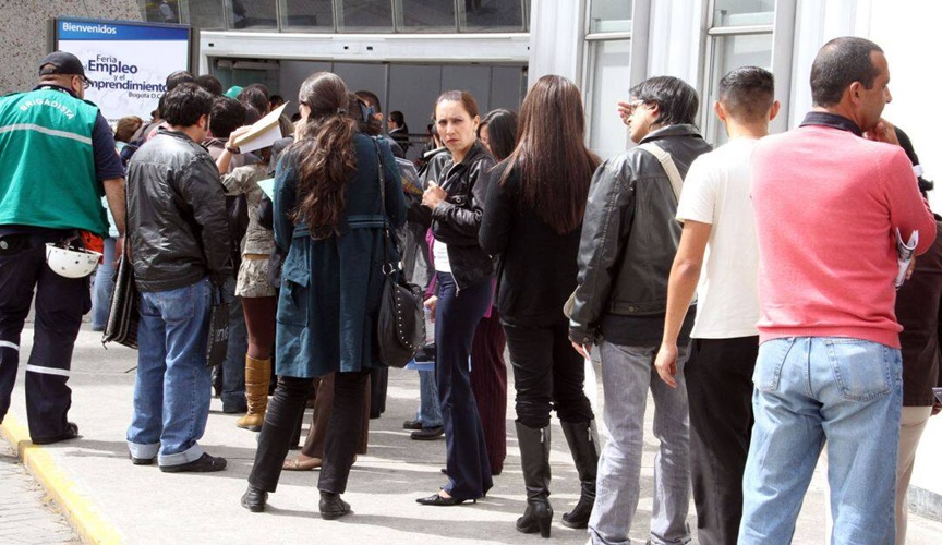 El bar porteño que fue despacho de un vicepresidente y al que los clientes ruegan entrar a tomar café aunque esté cerrado
