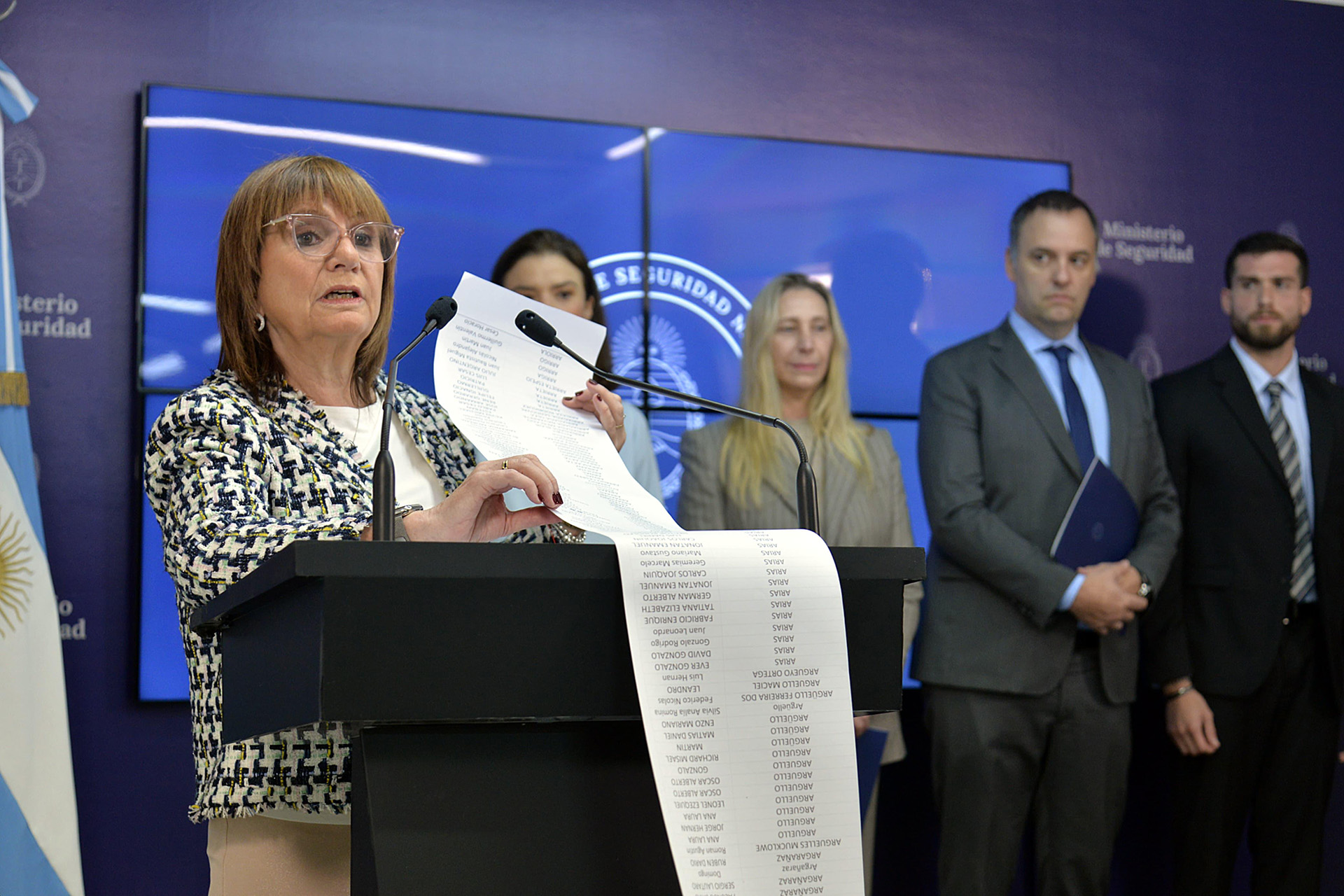 Bullrich denunció al laboratorio del fentanilo mortal por presentar un certificado municipal falso para importar precursores químicos 
