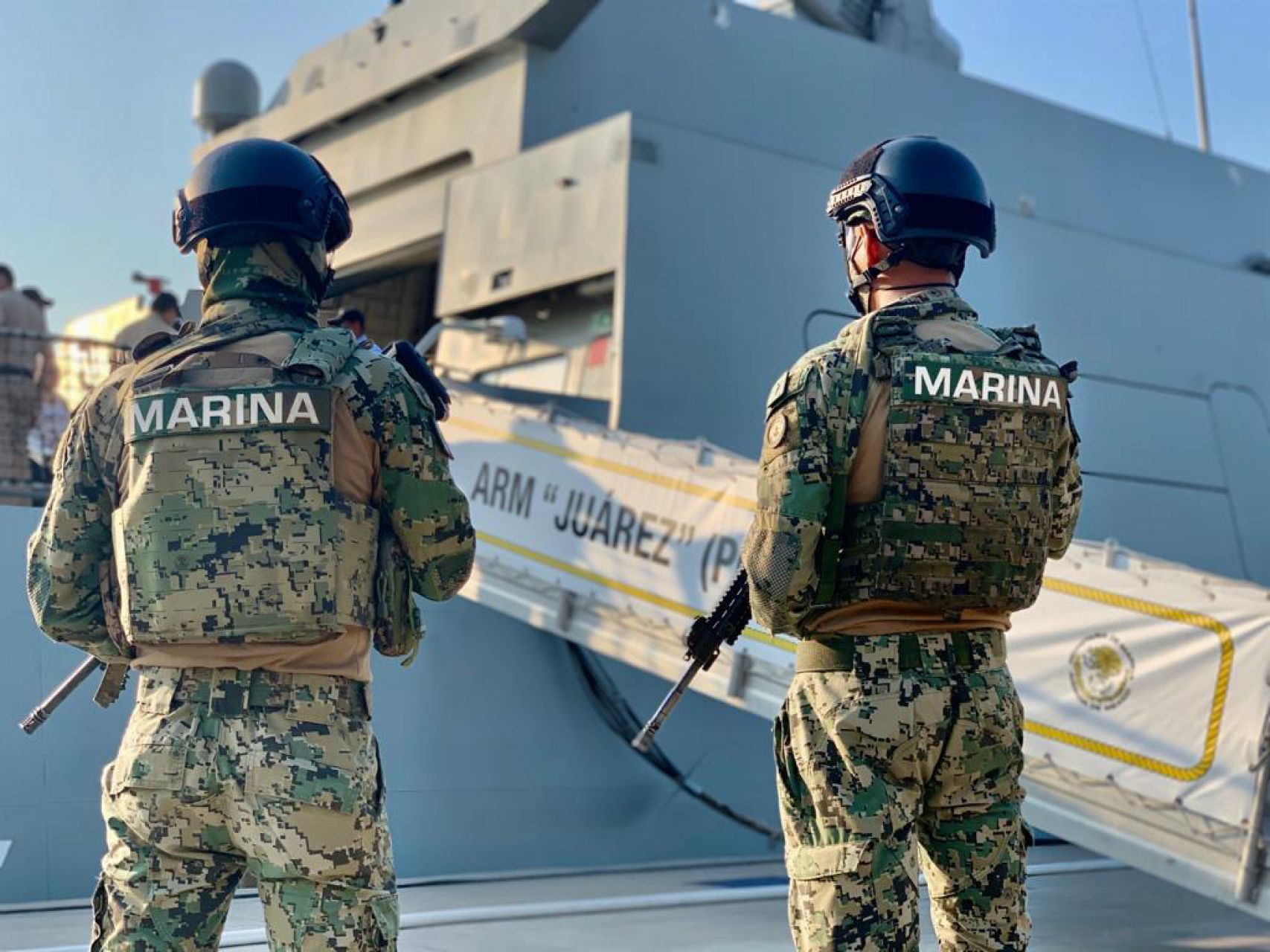 Elemento de la Marina acribilló a dos compañeros y a una civil en Baja  California Sur - Infobae