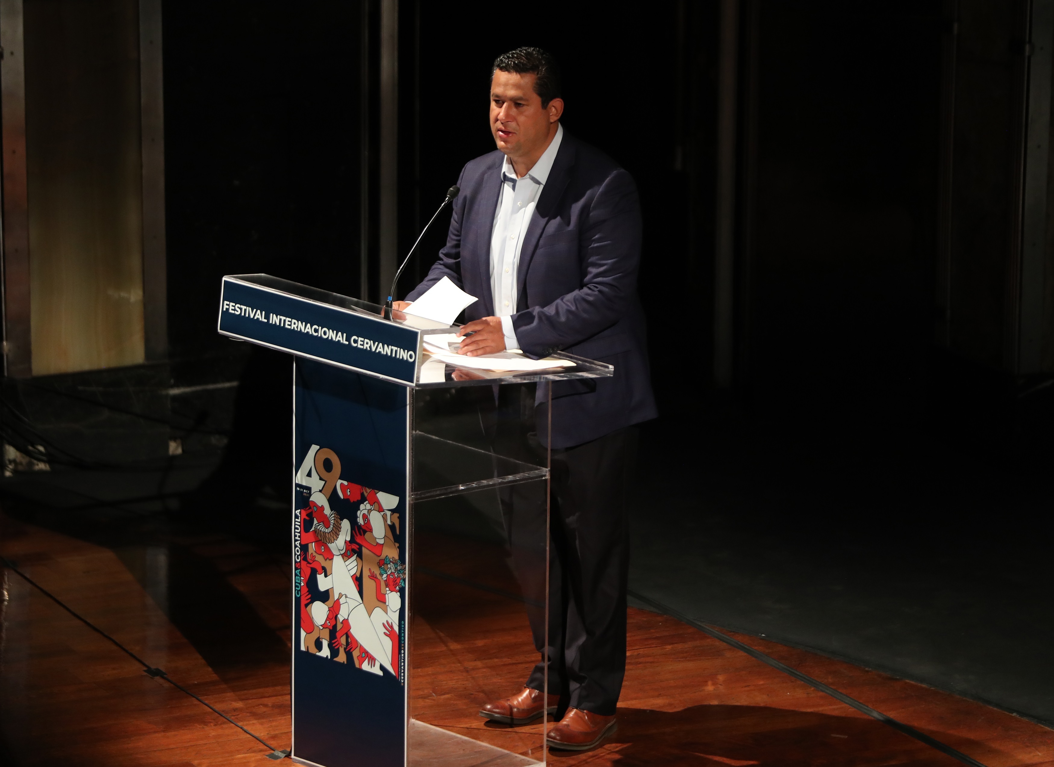 El gobernador de Guanajuato, Diego Sinhue Rodríguez, habla hoy durante la presentación del 49 Festival Internacional Cervantino (FIC), en el Palacio de Bellas Artes en Ciudad de México. EFE/ Mario Guzmán
