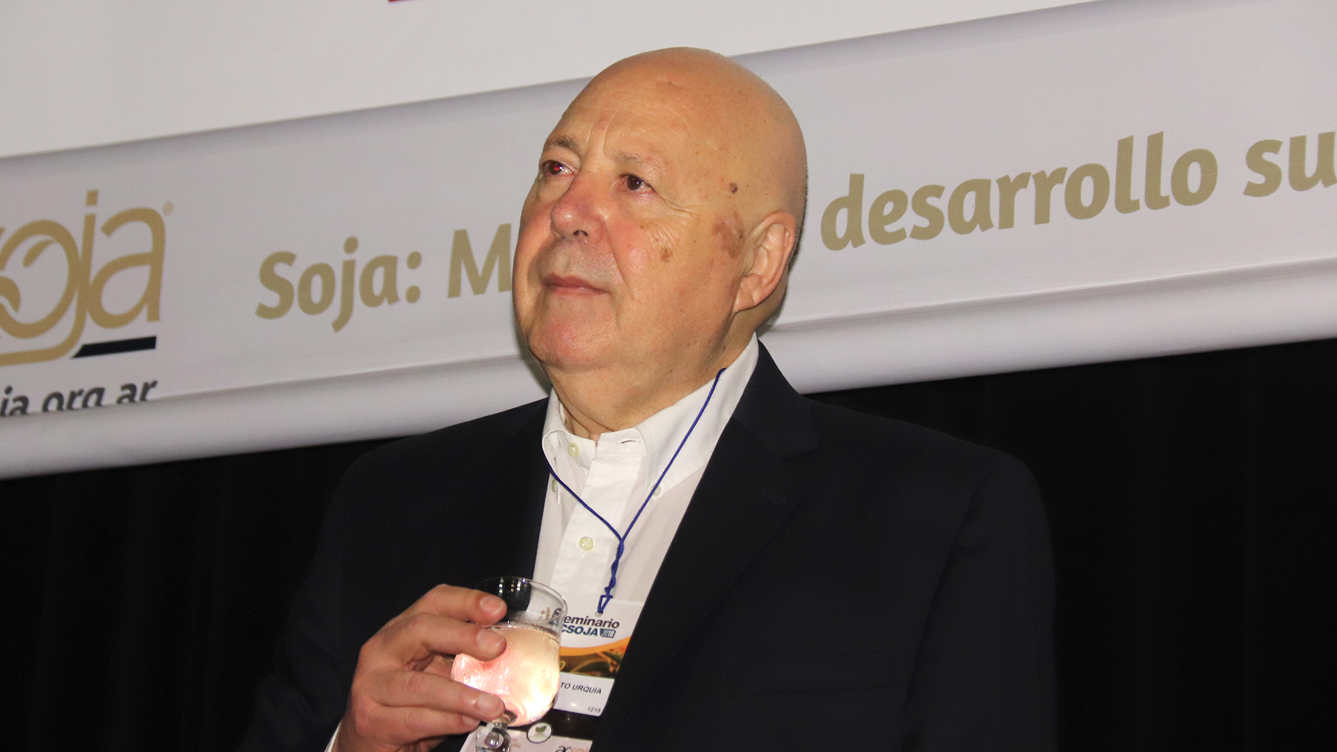 "A la gente no le alcanza para llegar al 15 del mes": uno de los empresarios m&aacute;s ricos del pa&iacute;s alert&oacute; por la ca&iacute;da del consumo