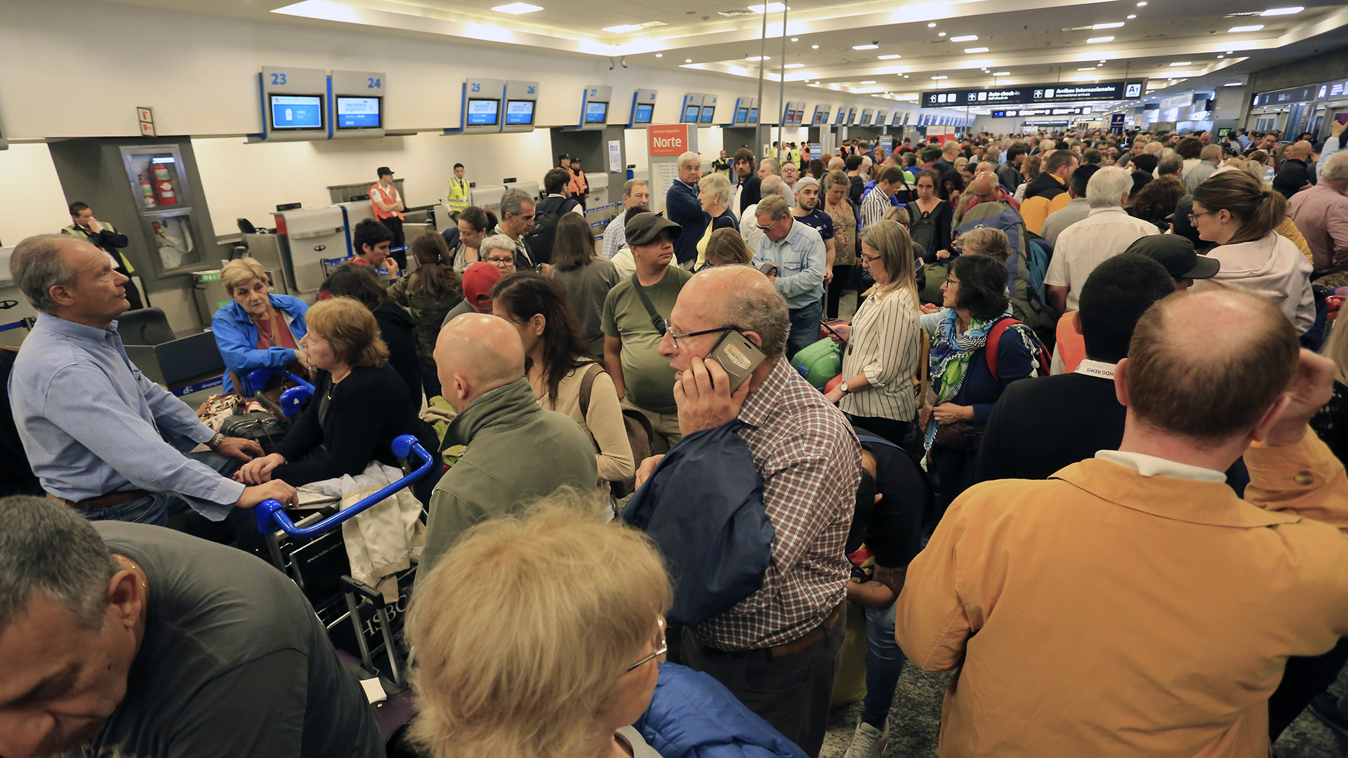 ATE anunció paros durante 48 horas en más de 27 aeropuertos de todo el país: podría haber demoras y cancelaciones